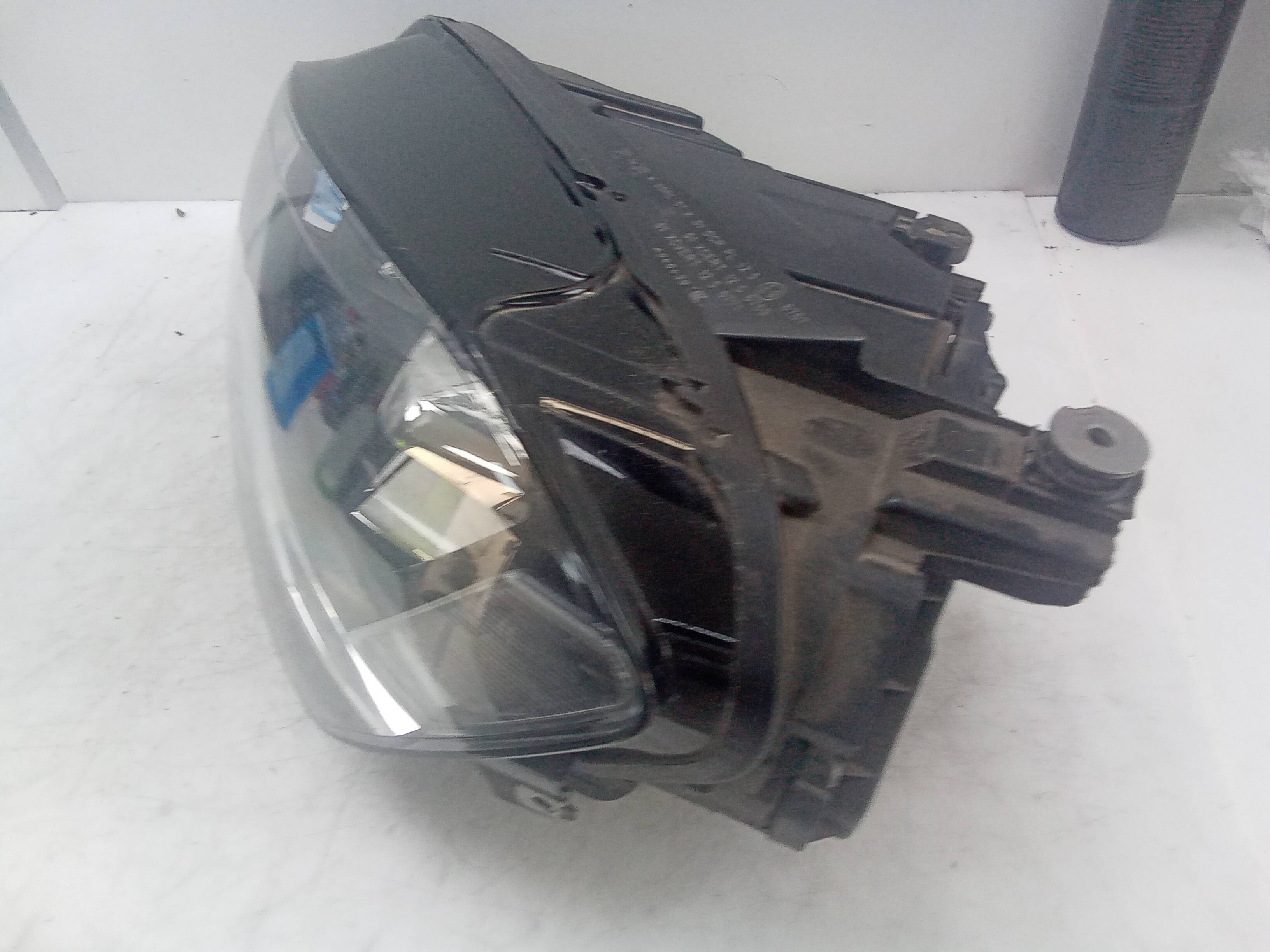 Faro derecho volkswagen golf vii (5g1/be1)(09.2012->)