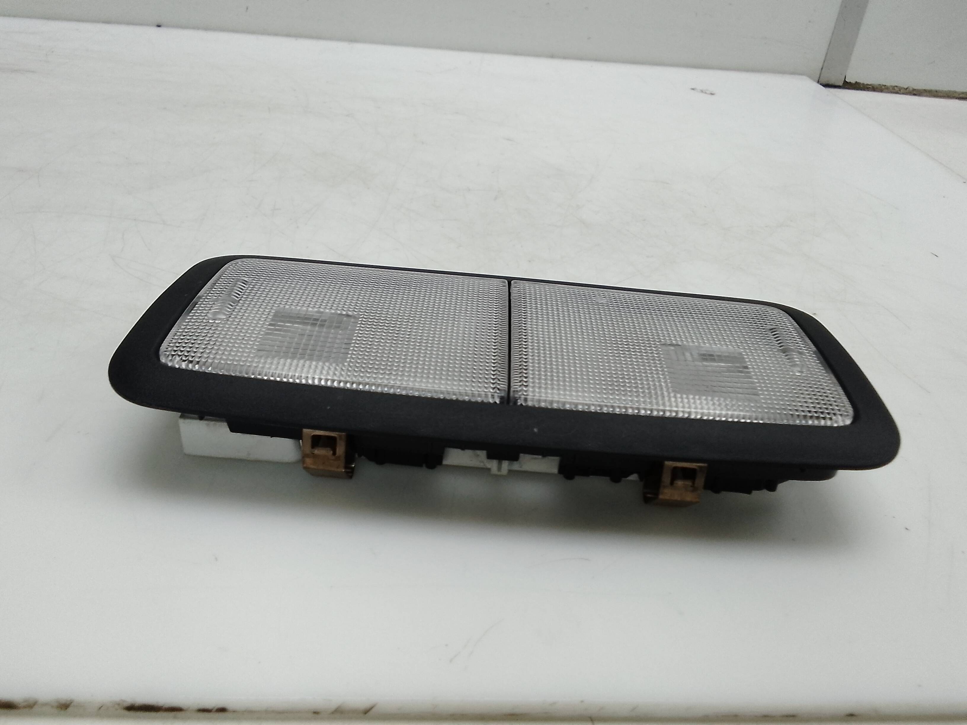 Luz de techo interior toyota corolla (e21)(2019->)