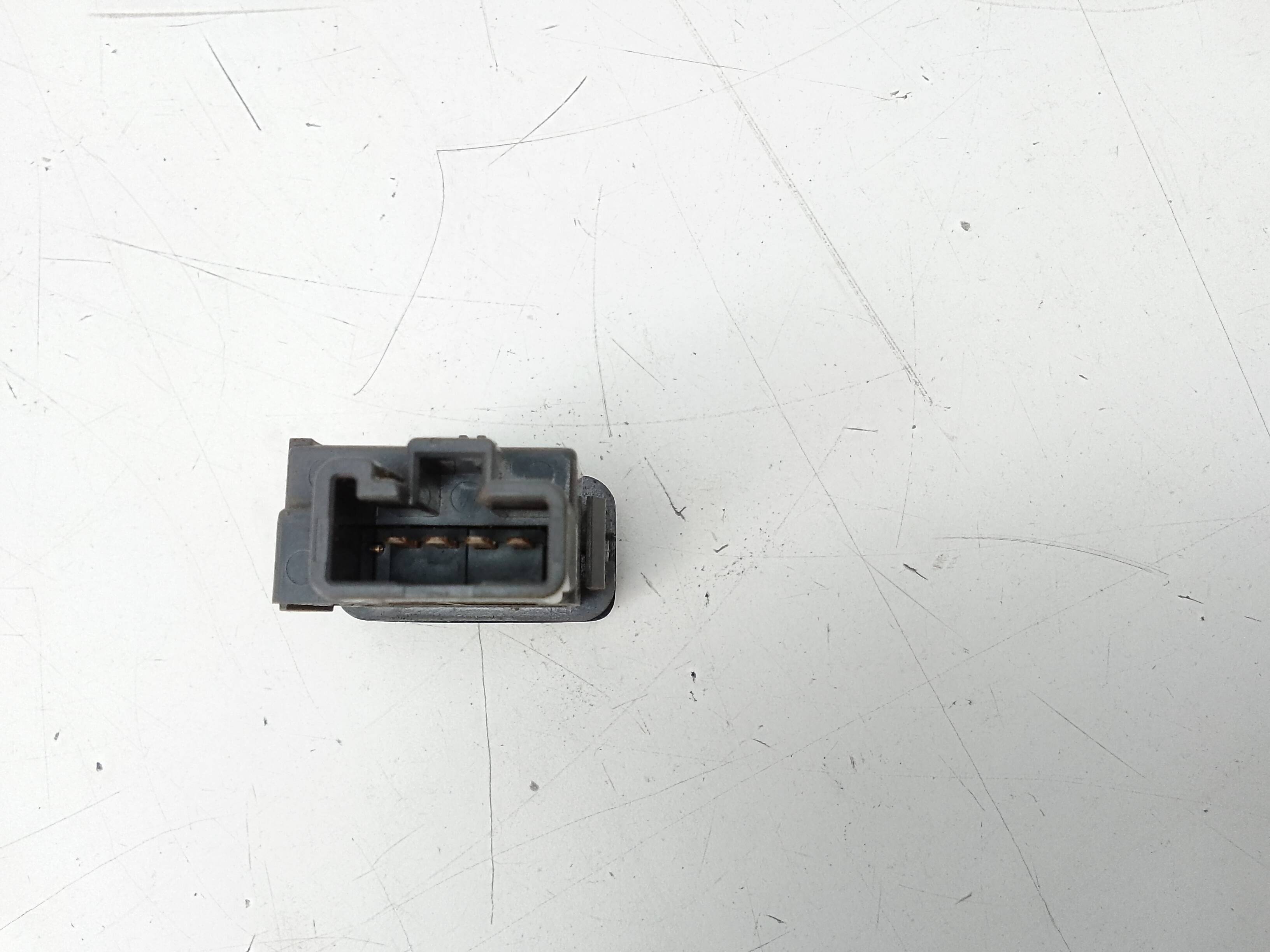 Interruptor toyota land cruiser (j12)(2003->)