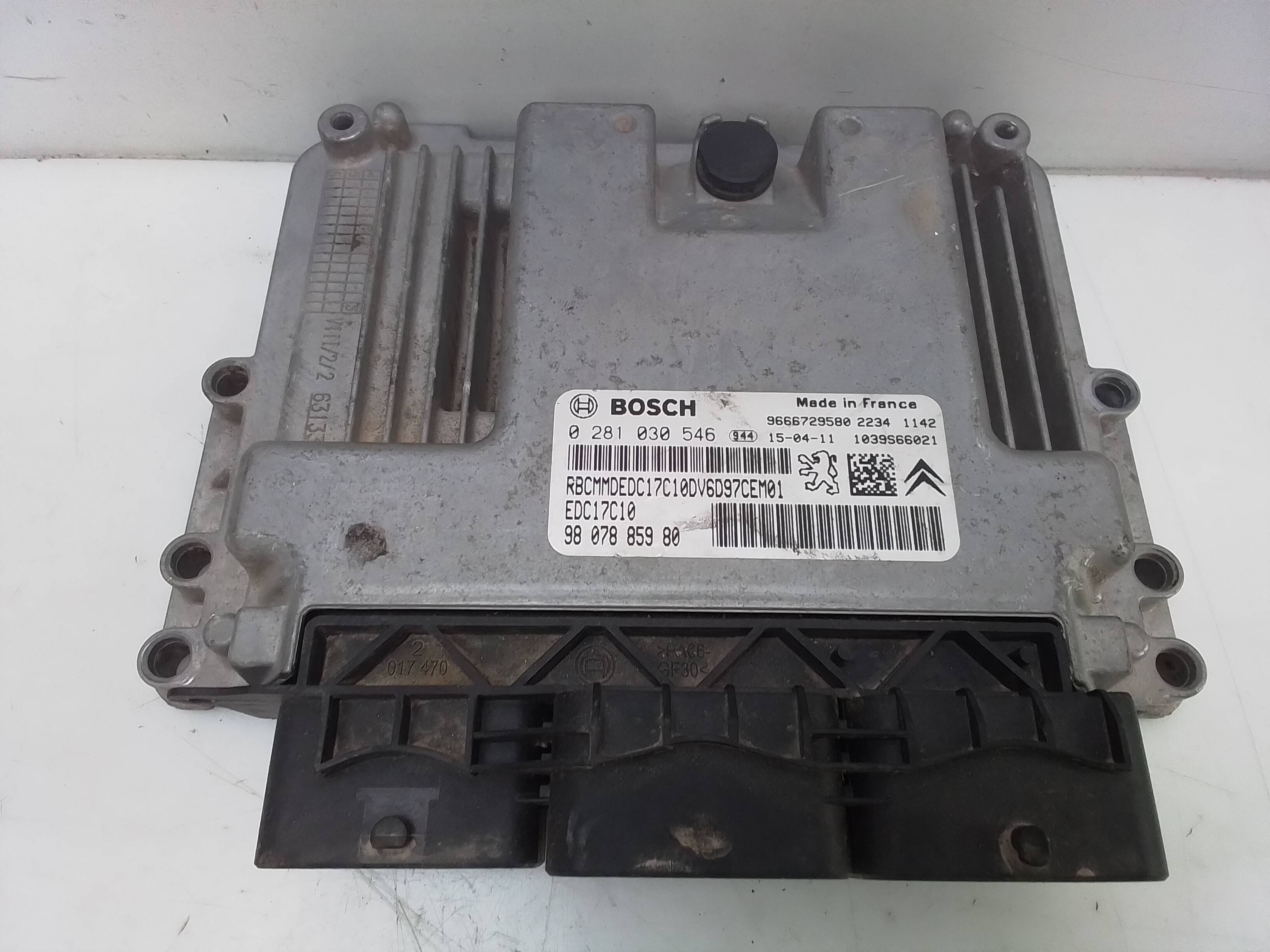 Centralita motor uce peugeot 208 (01.2012->)