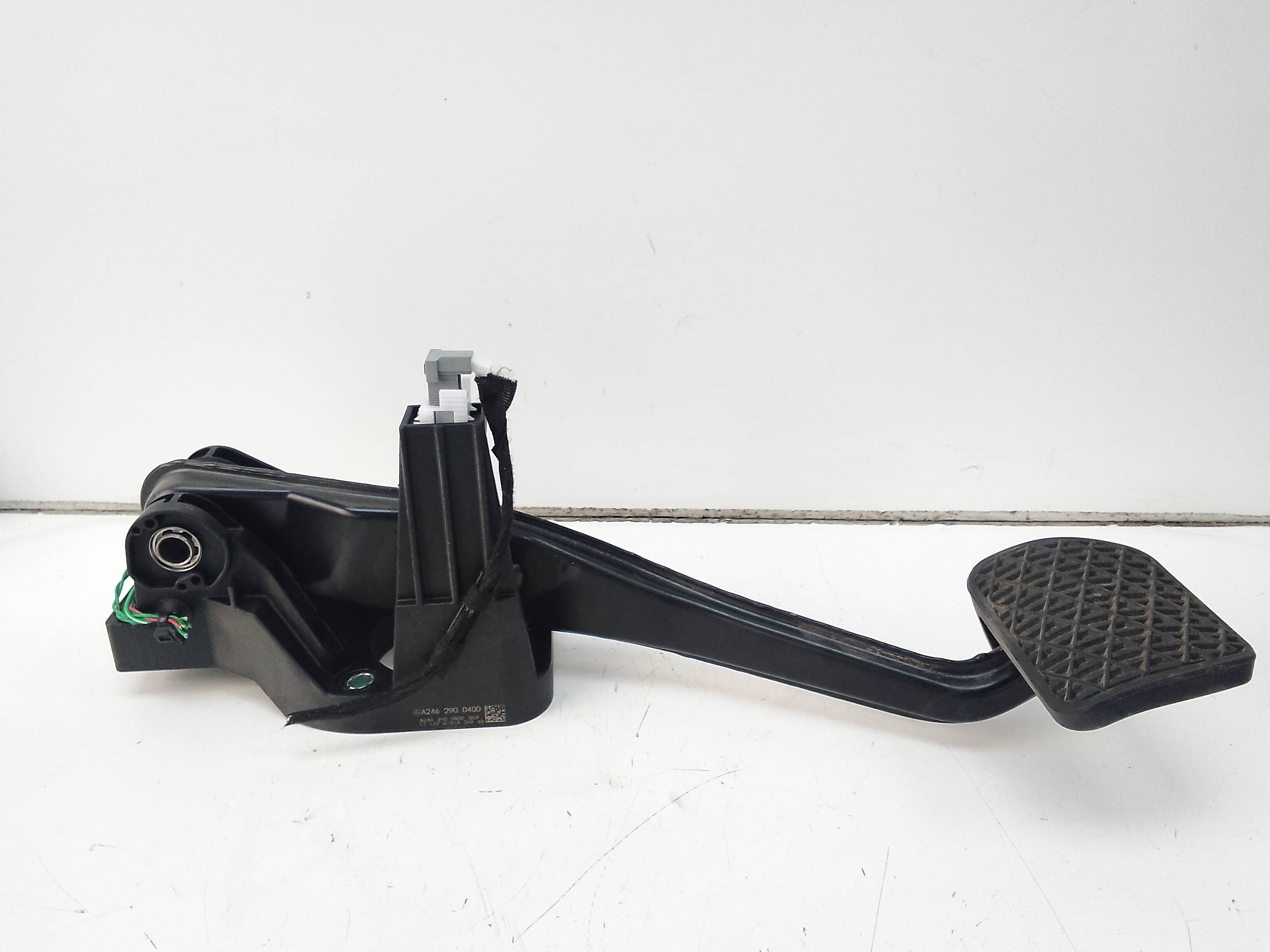 Pedal freno mercedes-benz clase cla (bm 117)(03.2013->)