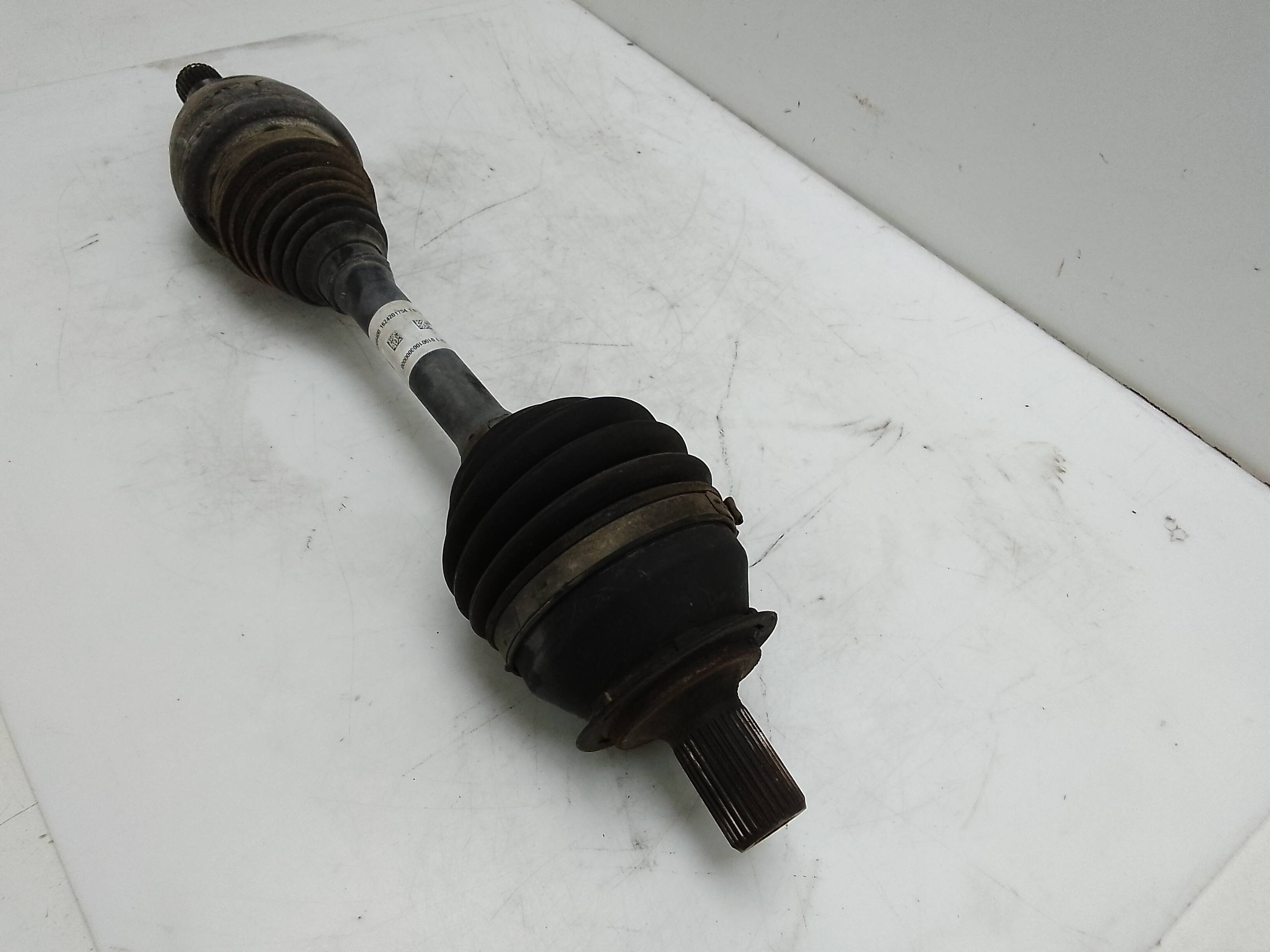 Palier transmision delantera izquierdo volkswagen tiguan (ad1)(01.2016->)