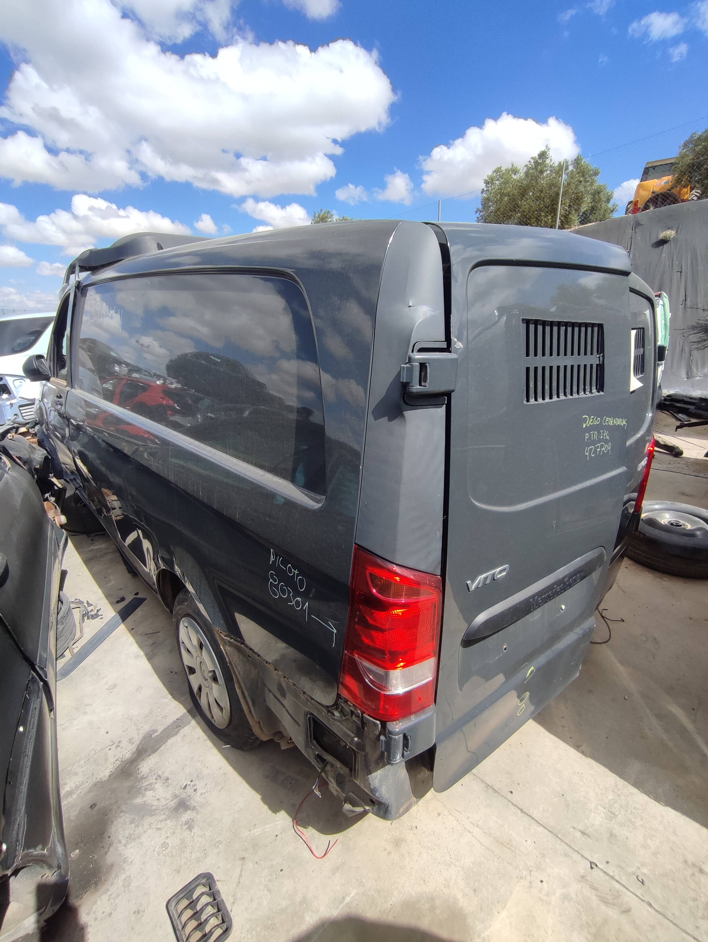 Porton trasero izquierdo mercedes-benz vito furgón (447)(07.2014->)