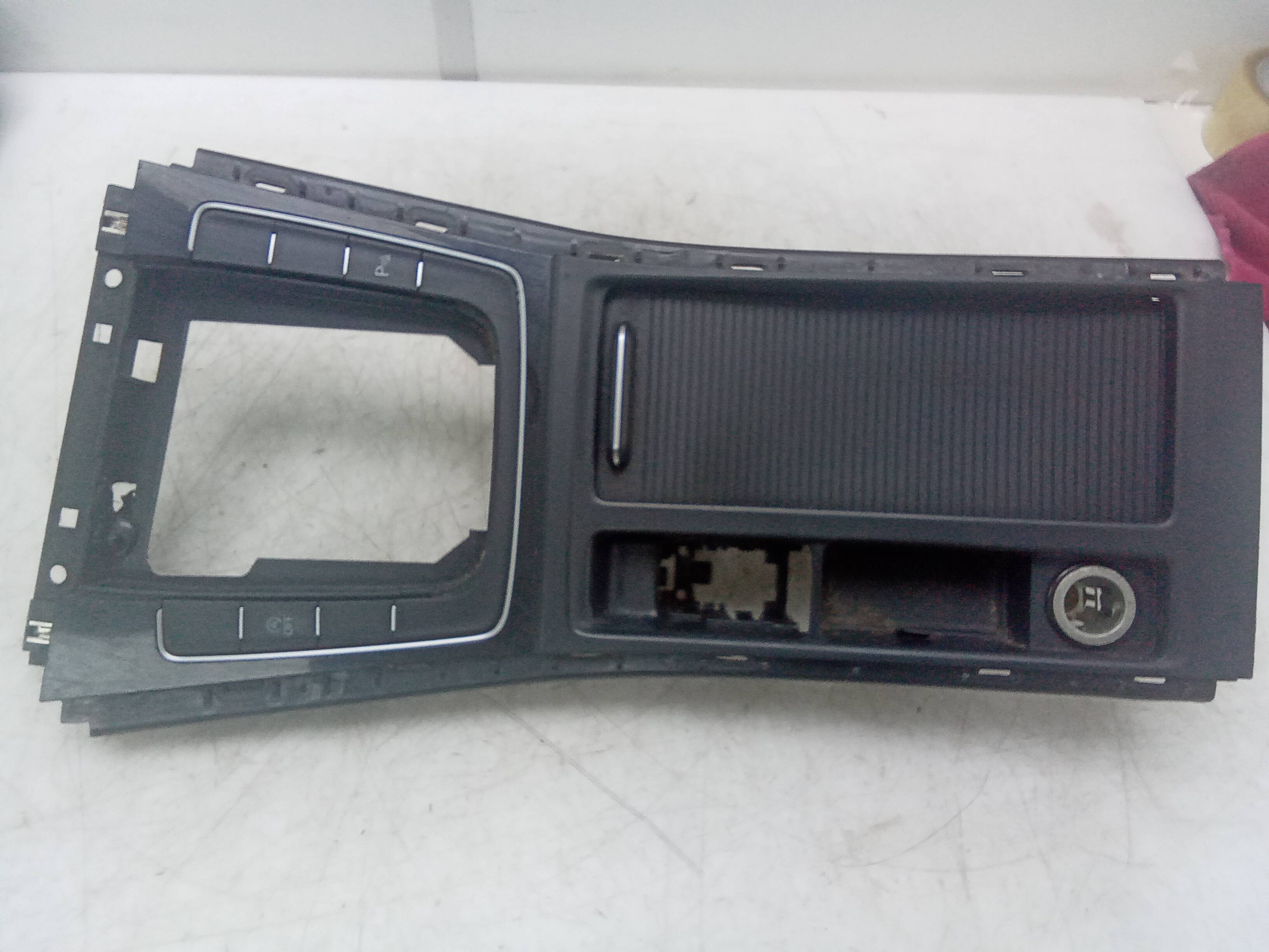 Consola central volkswagen golf vii (5g1/be1)(09.2012->)