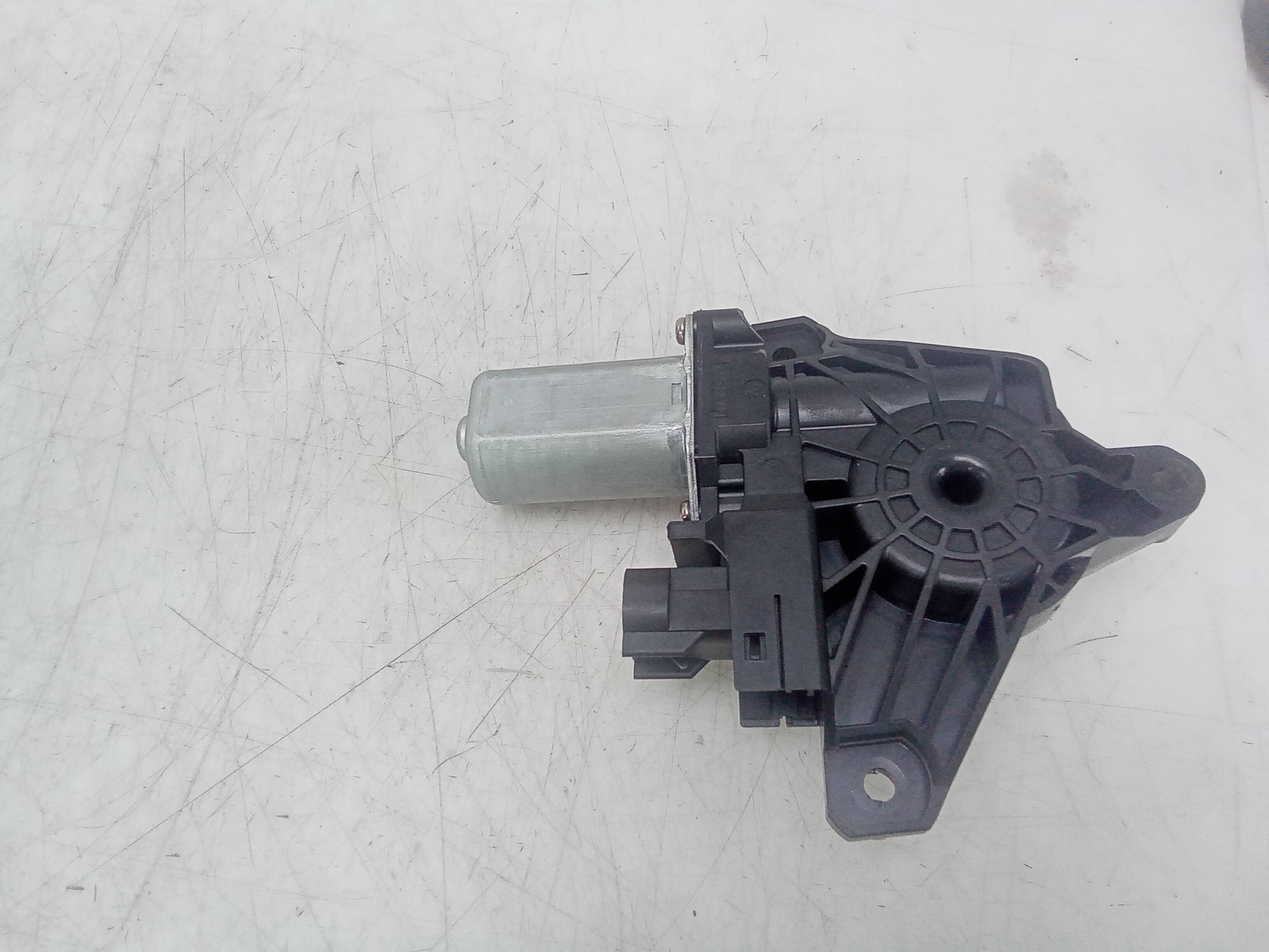 Motor elevalunas trasero derecho fiat 500x (334)(2014->)