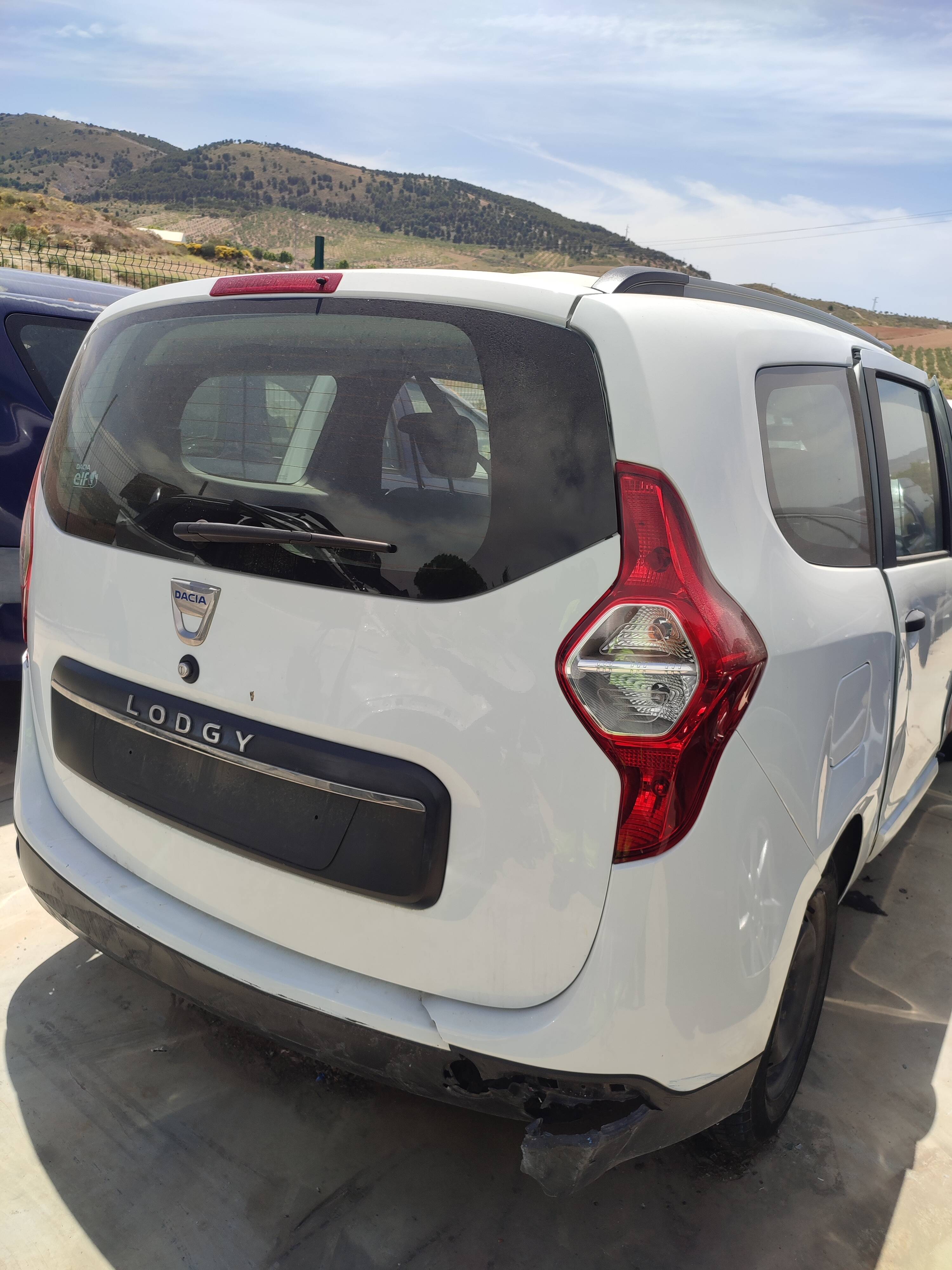 Porton trasero dacia lodgy (04.2012->)