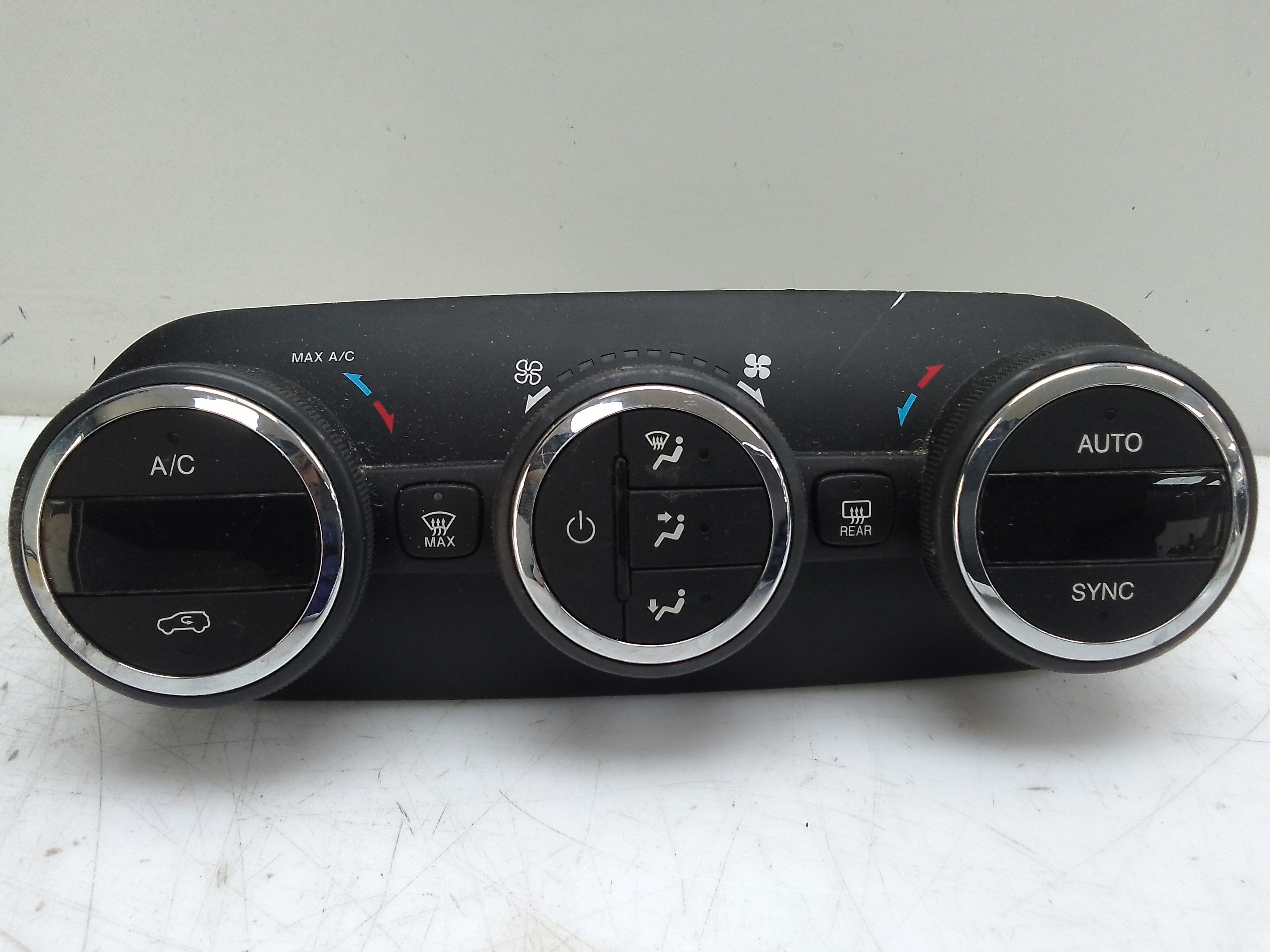 Mando climatizador jeep renegade (bu)(2014->)