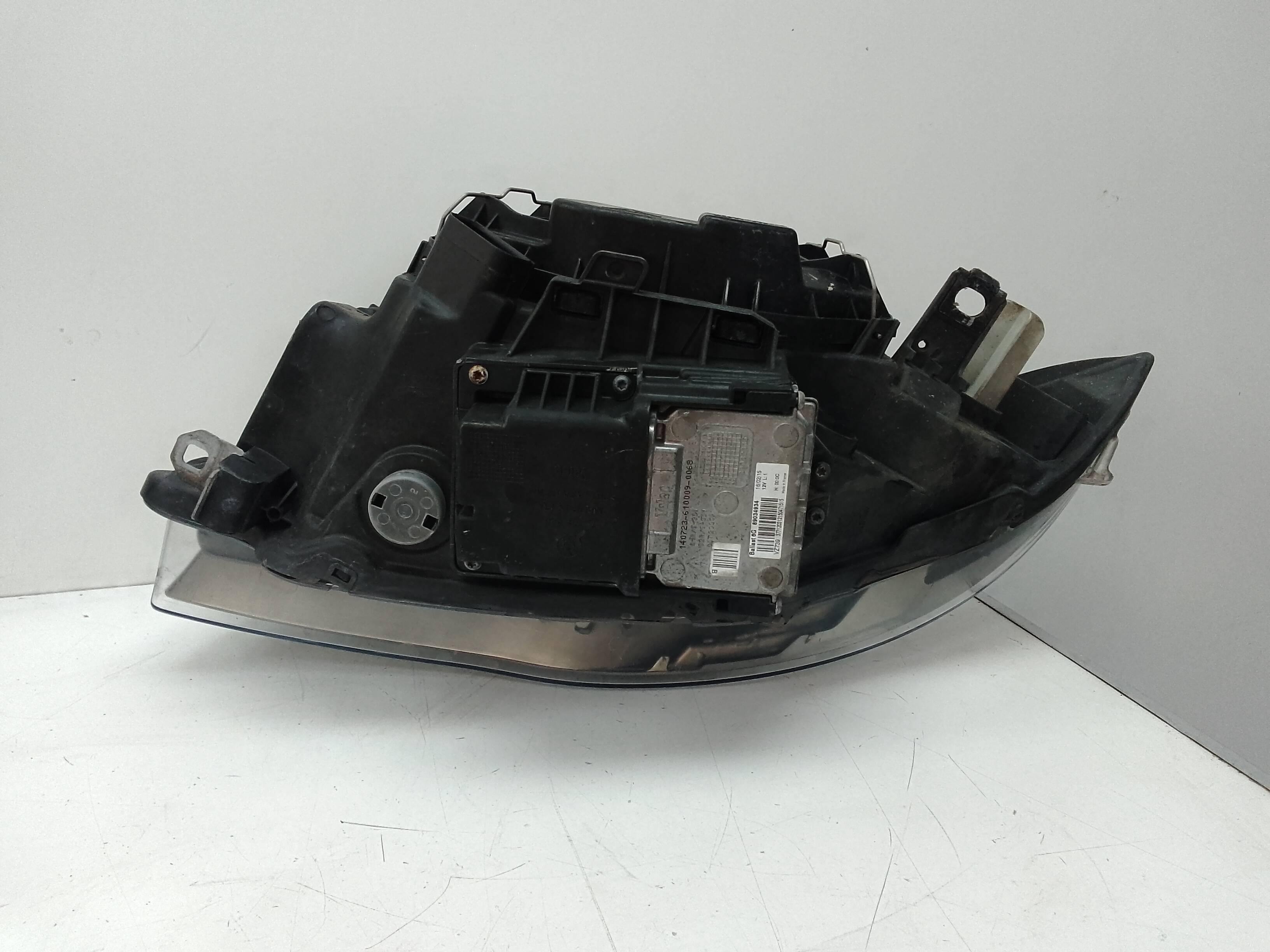 Faro derecho bmw serie 1 cabrio (e88)(2007->)