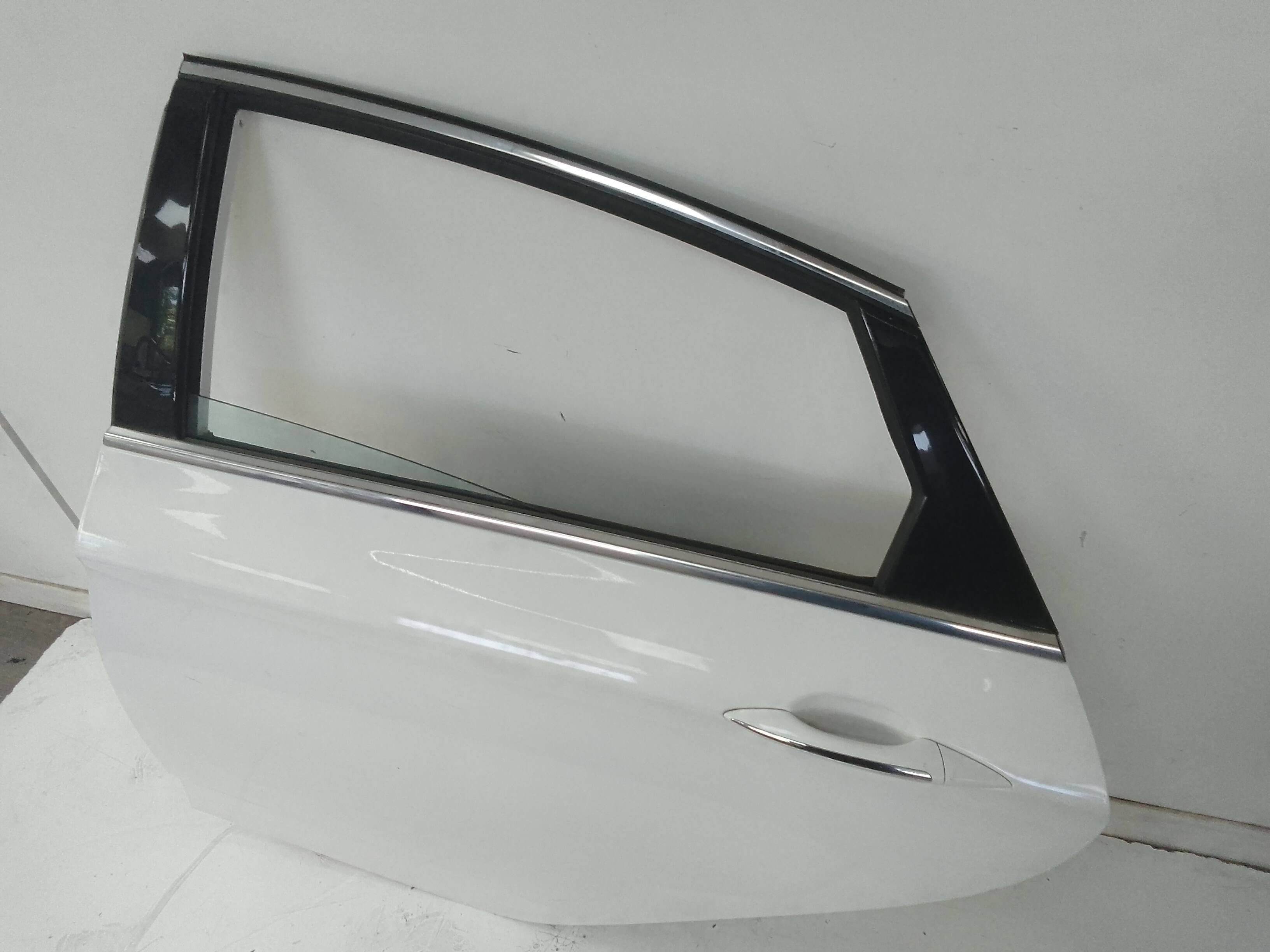 Puerta trasera izquierda hyundai i40 (vf)(11.2011->)