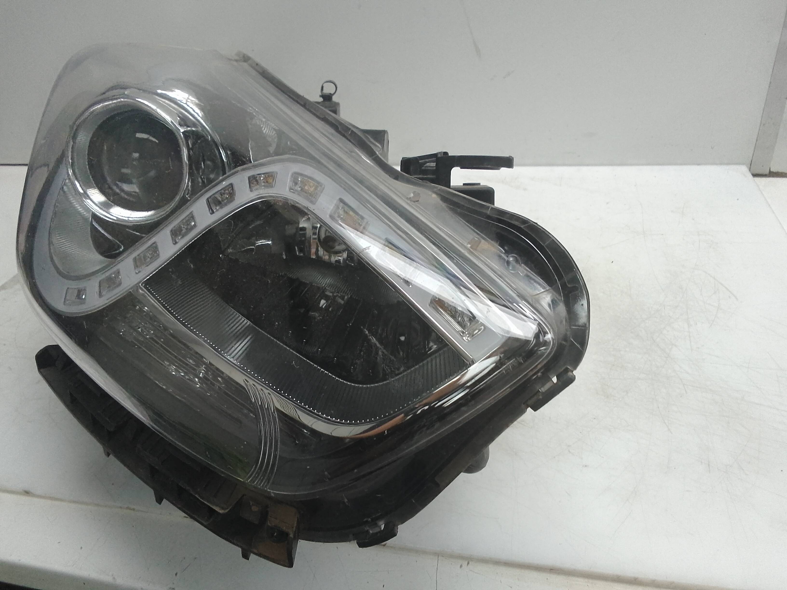 Faro derecho hyundai i40 (vf)(11.2011->)