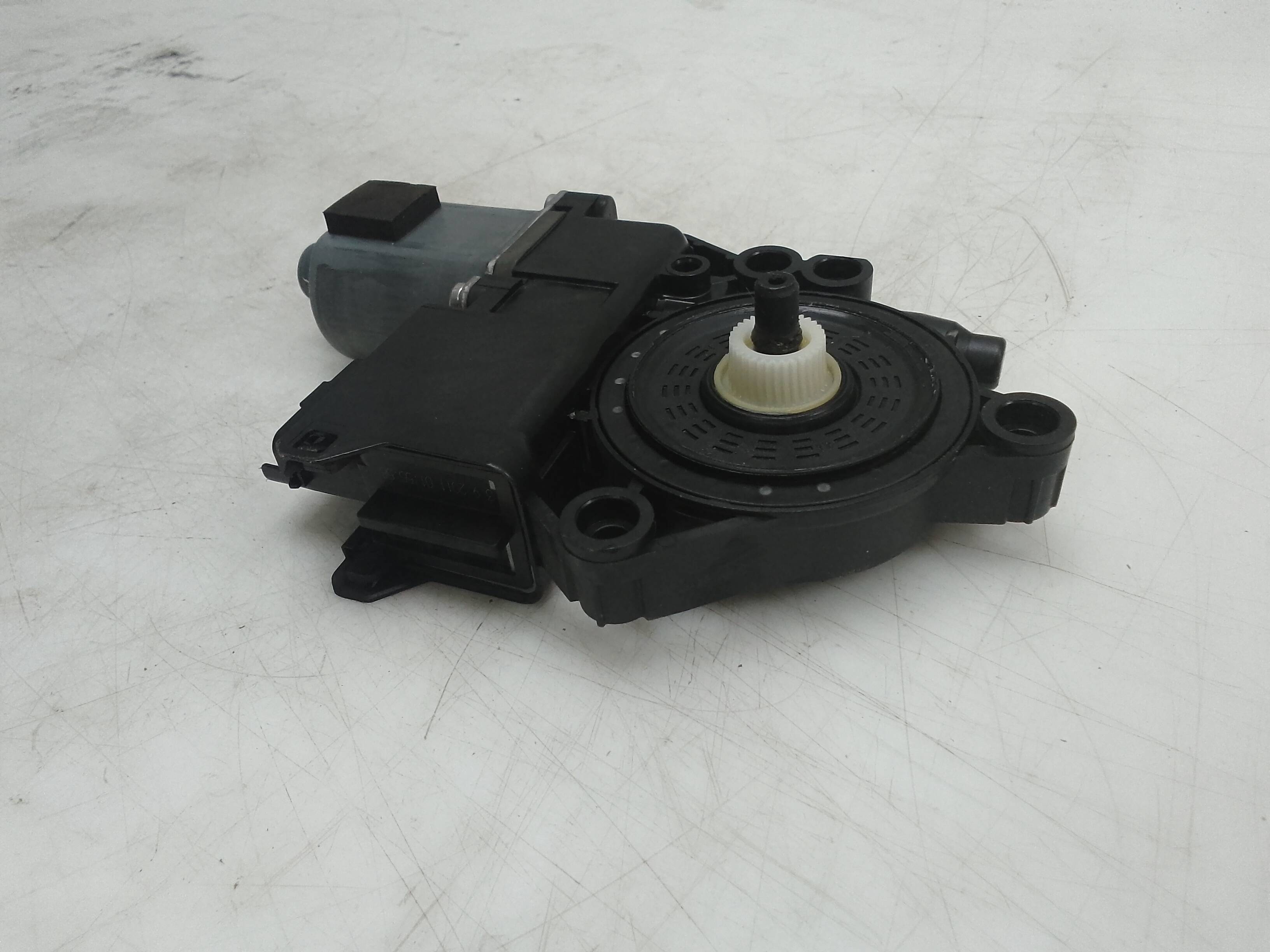 Motor elevalunas delantero derecho hyundai i40 (vf)(11.2011->)