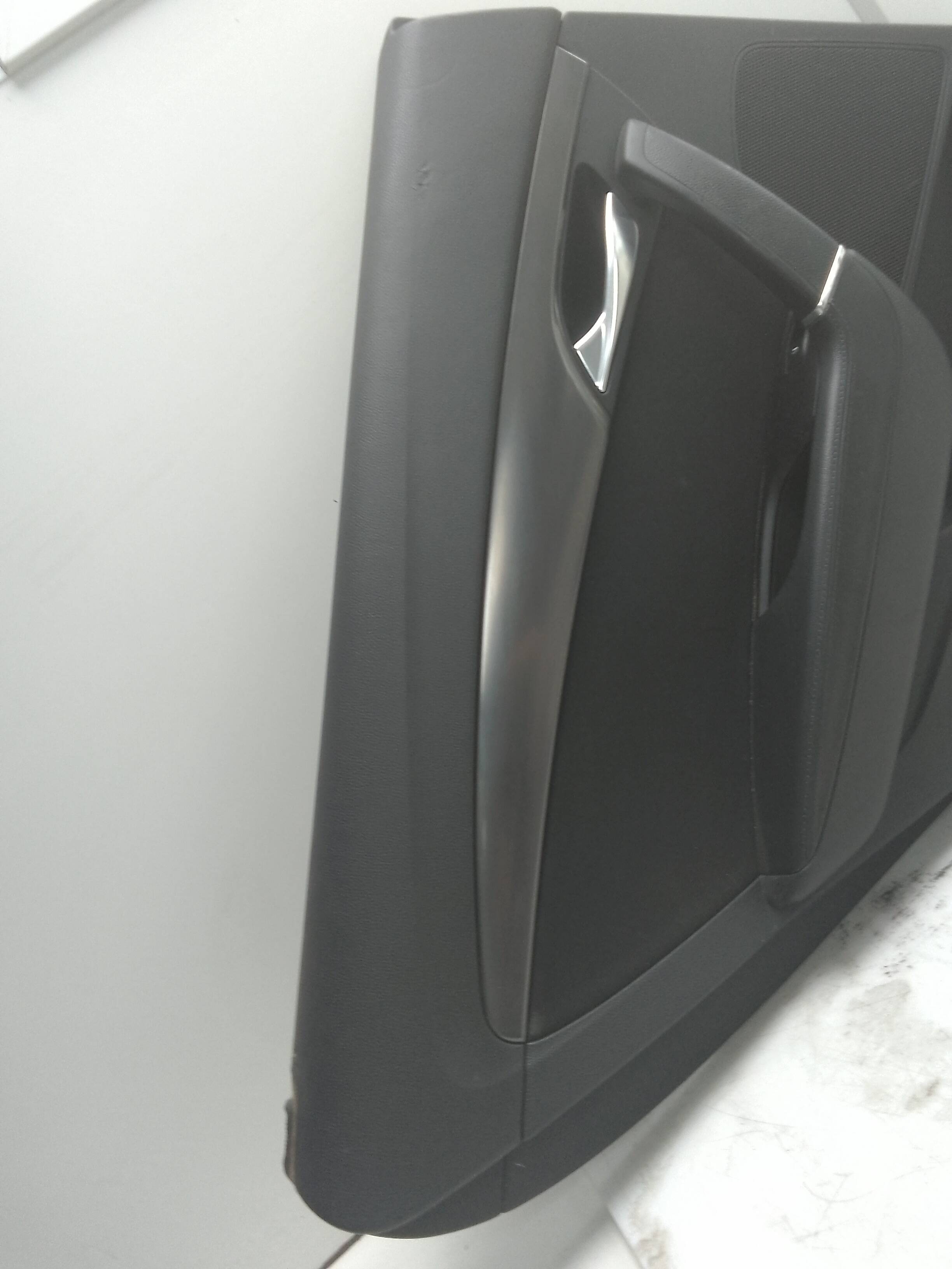 Guarnecido puerta trasera izquierda hyundai i40 (vf)(11.2011->)