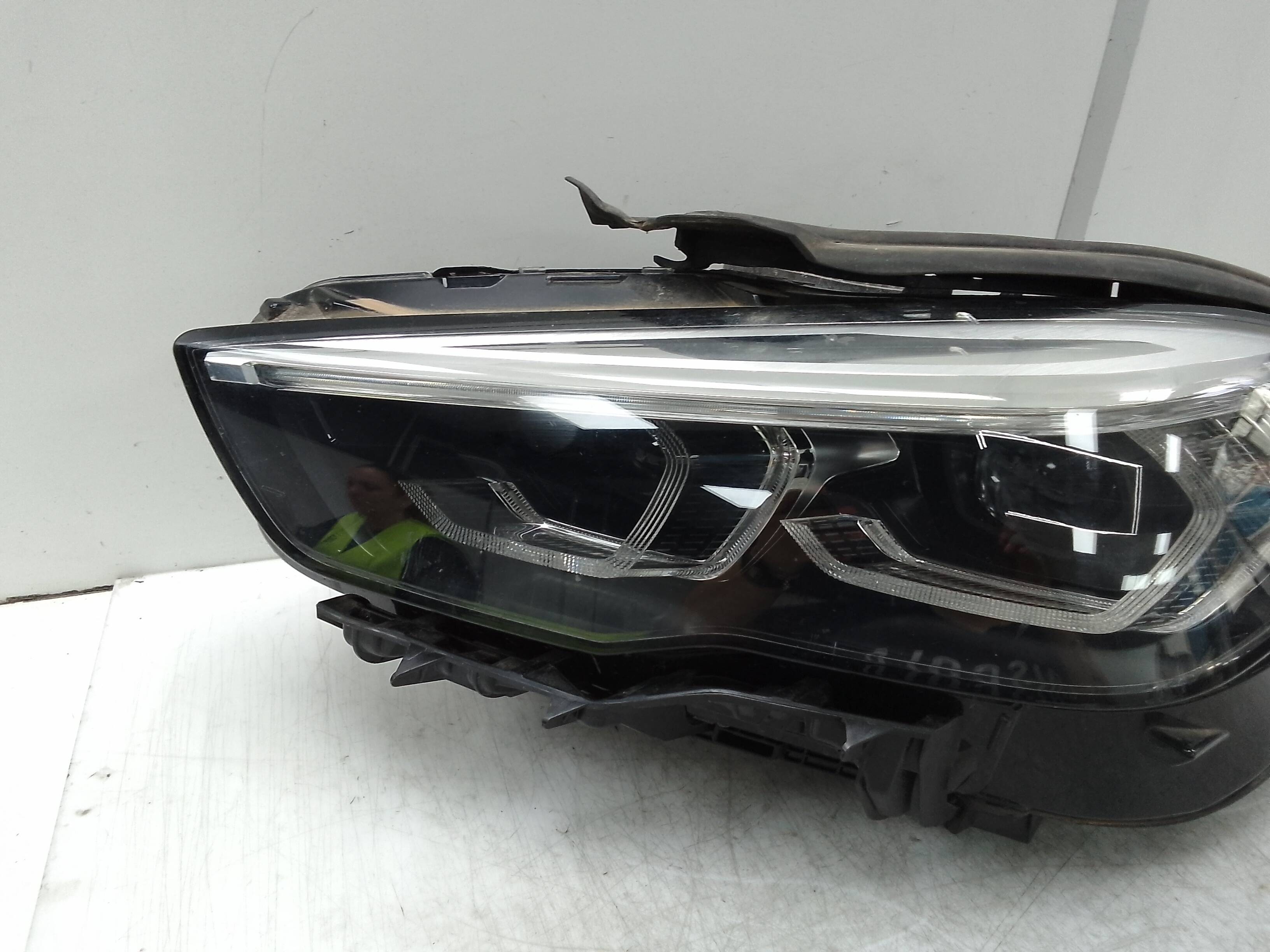 Faro izquierdo luz corta bmw serie 2 gran coupe (f44)(2019->)