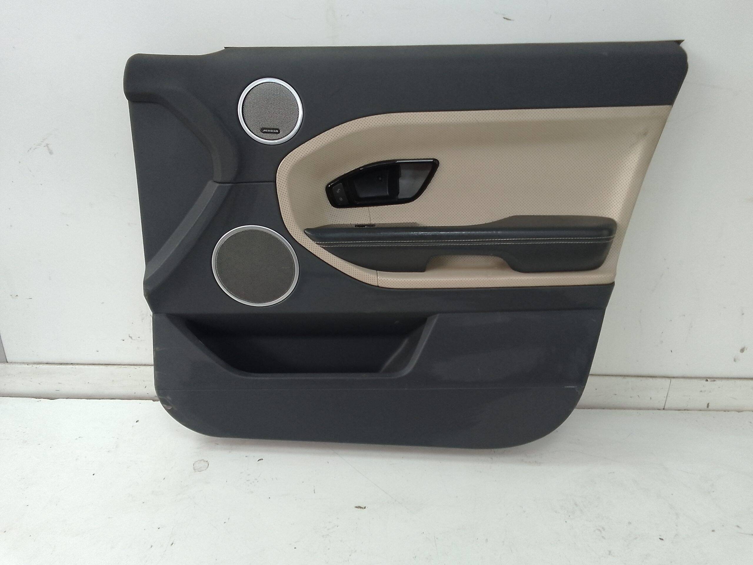 Guarnecido puerta delantera derecha land rover range rover evoque (2011->)