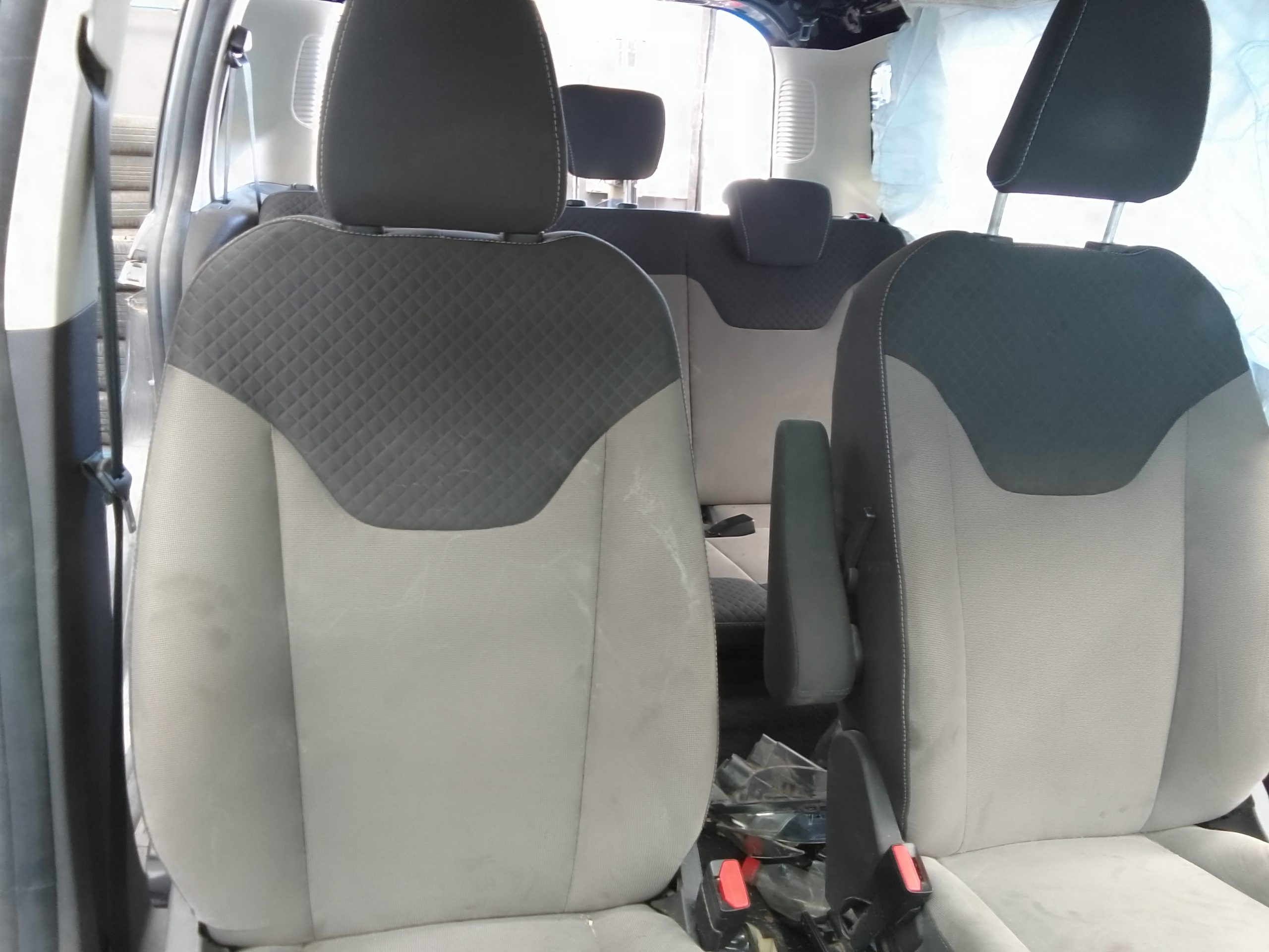 Juego asientos ford tourneo courier (c4a)(2014->)
