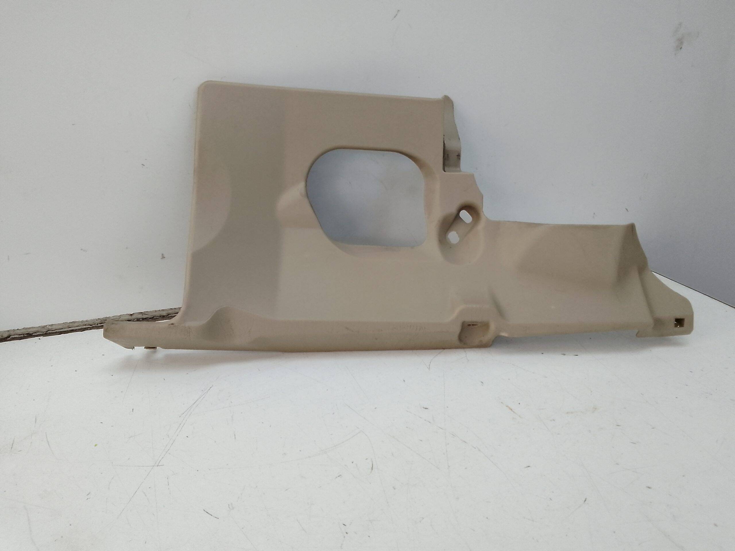 Moldura cuadro instrumentos toyota land cruiser (j12)(2003->)