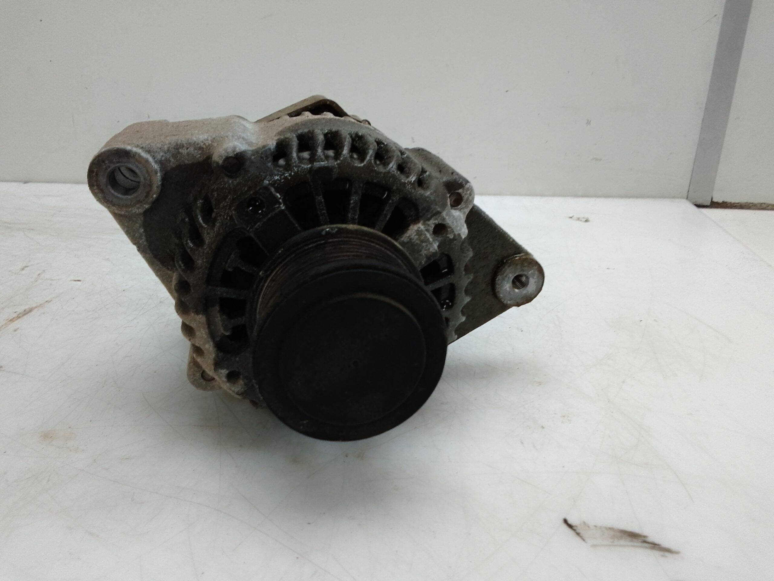 Alternador toyota land cruiser (j12)(2003->)