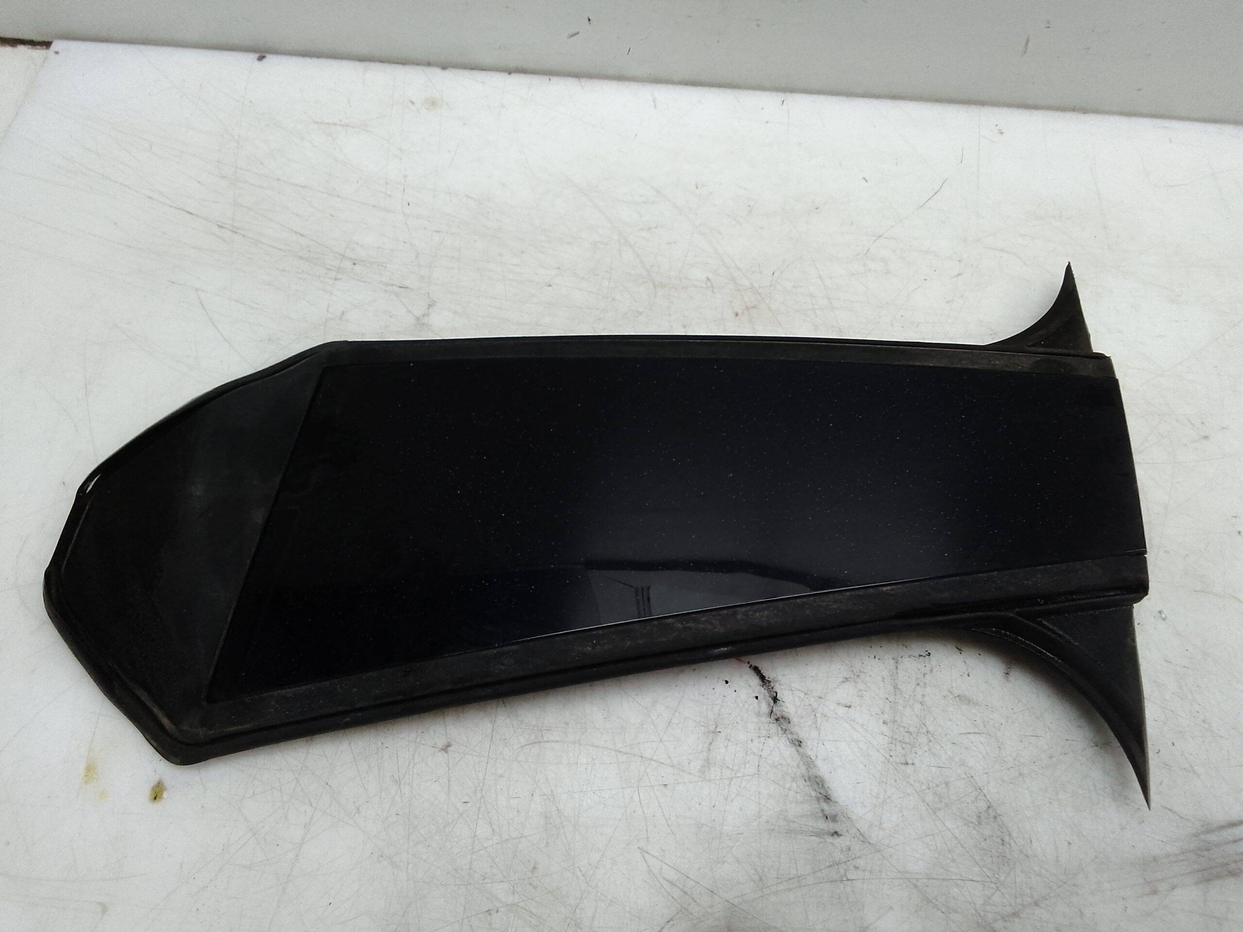 Moldura exterior pilar b derecha mercedes-benz clase cla (bm 117)(03.2013->)