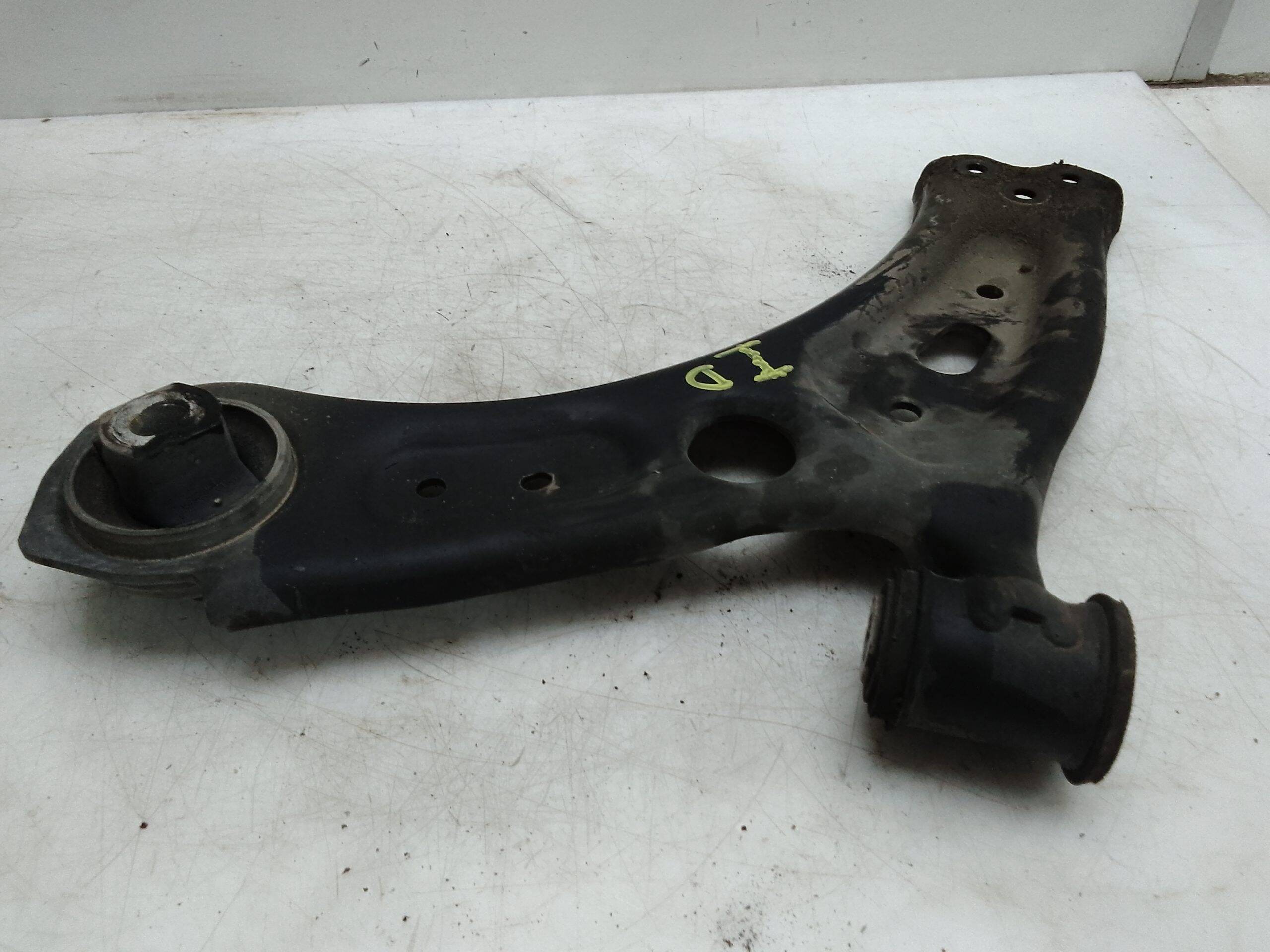 Brazo suspension inferior delantero izquierdo fiat 500x (334)(2014->)