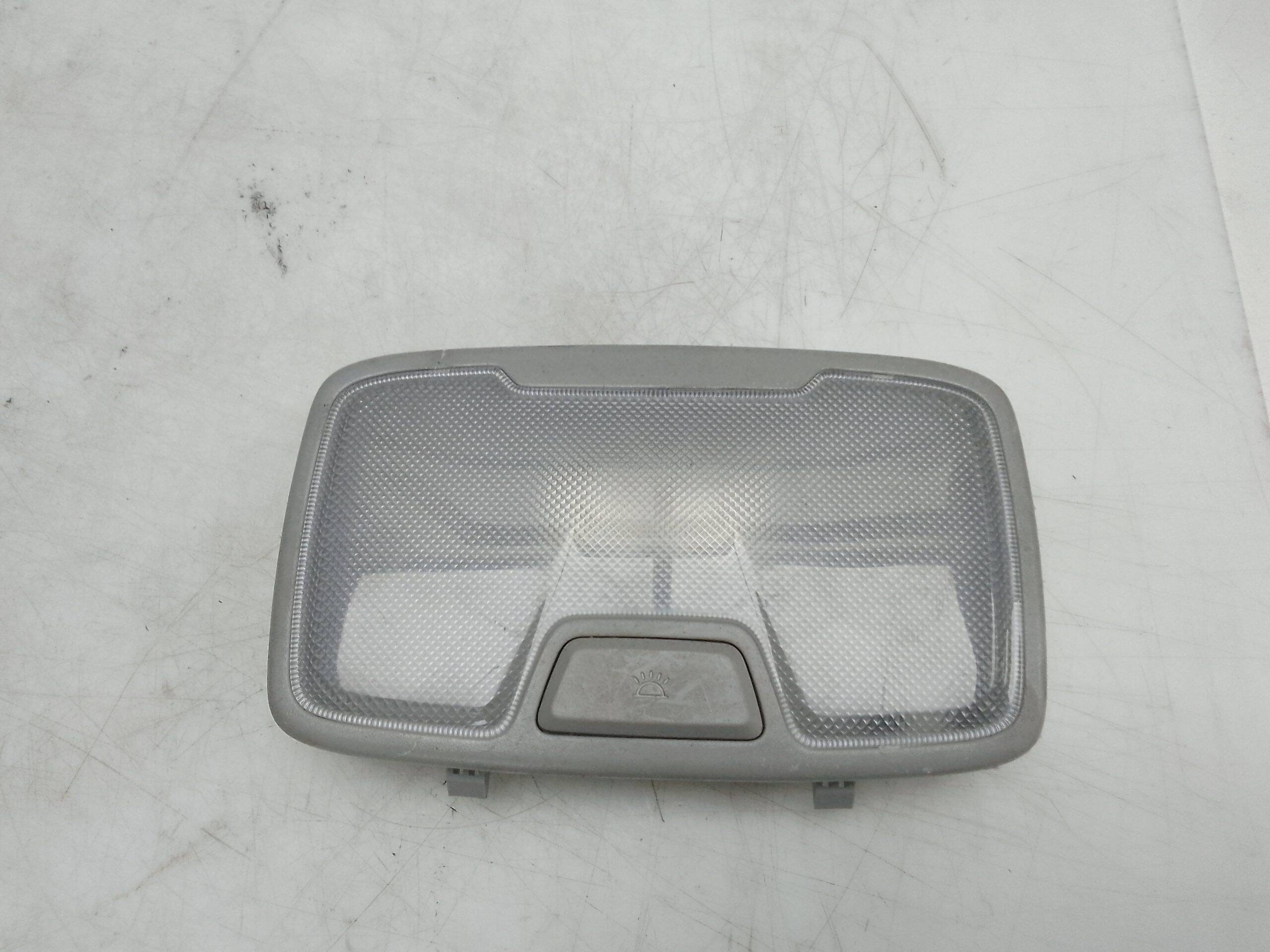 Luz de techo interior hyundai i40 (vf)(11.2011->)