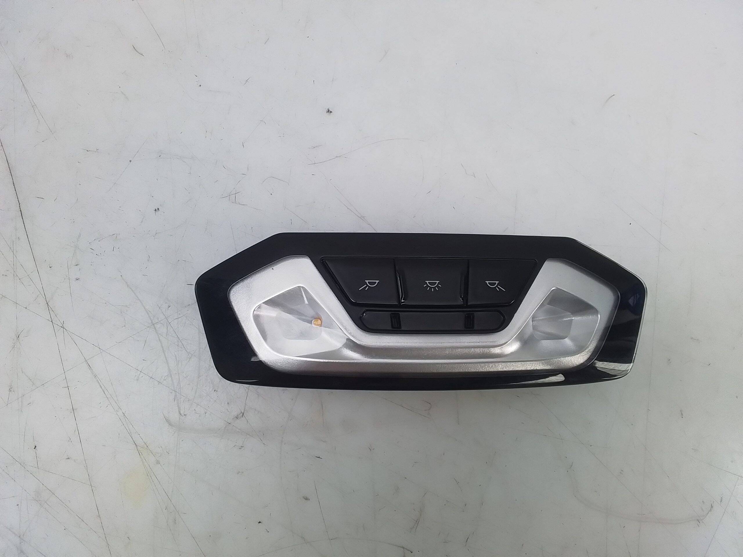 Luz central interior bmw serie 1 berlina (f40)(2019->)