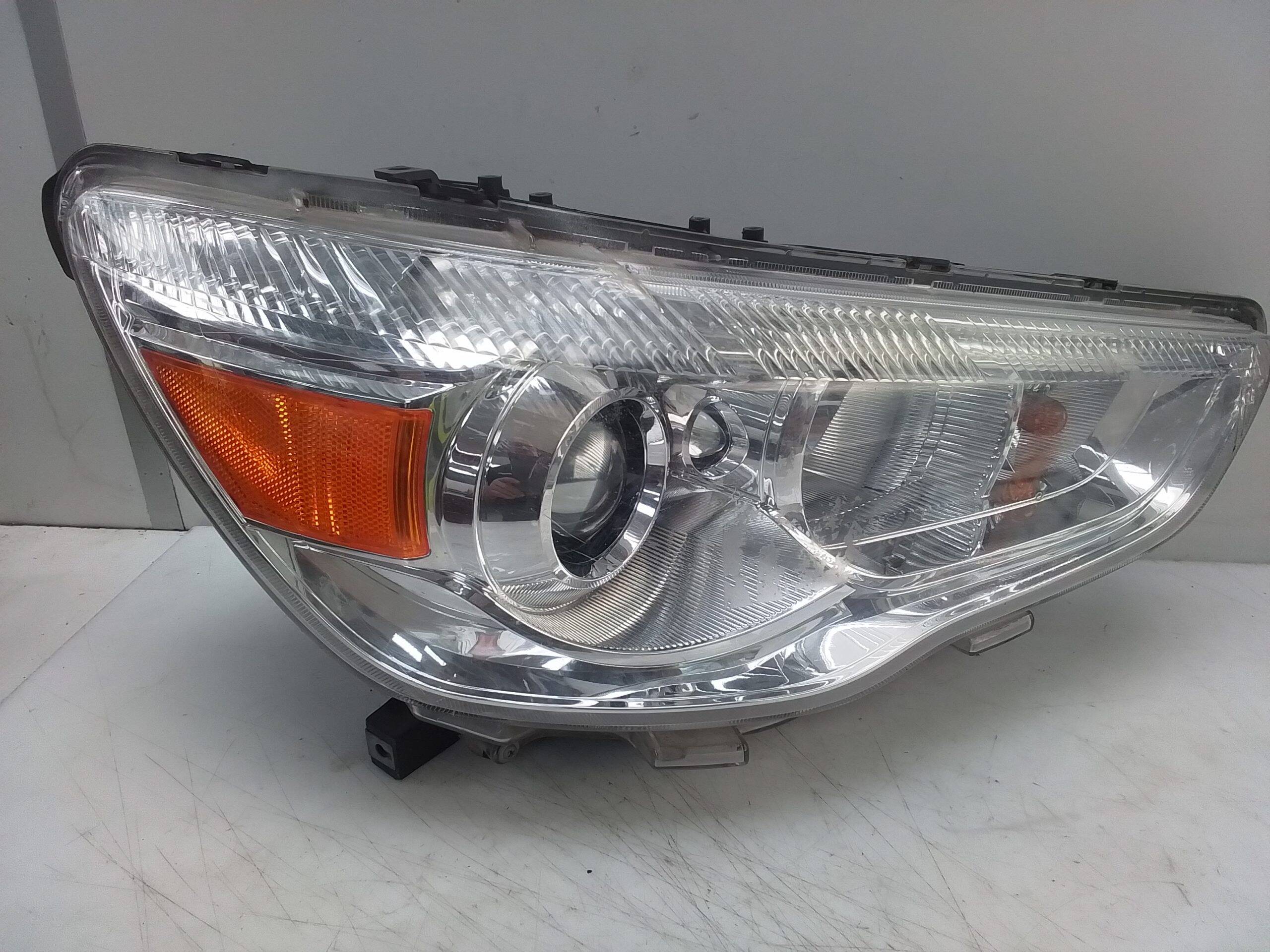 Faro derecho mitsubishi asx (ga0w)(2010->)