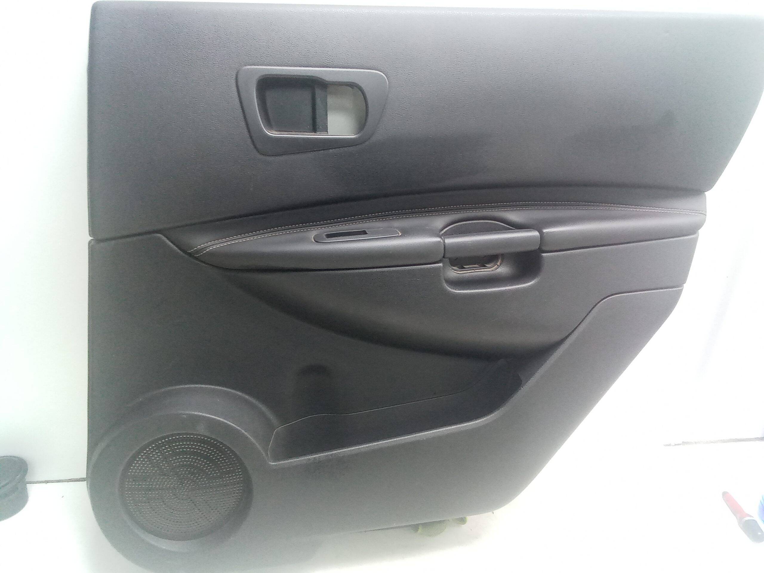 Guarnecido puerta trasera derecha nissan qashqai +2 (jj10)(08.2008->)