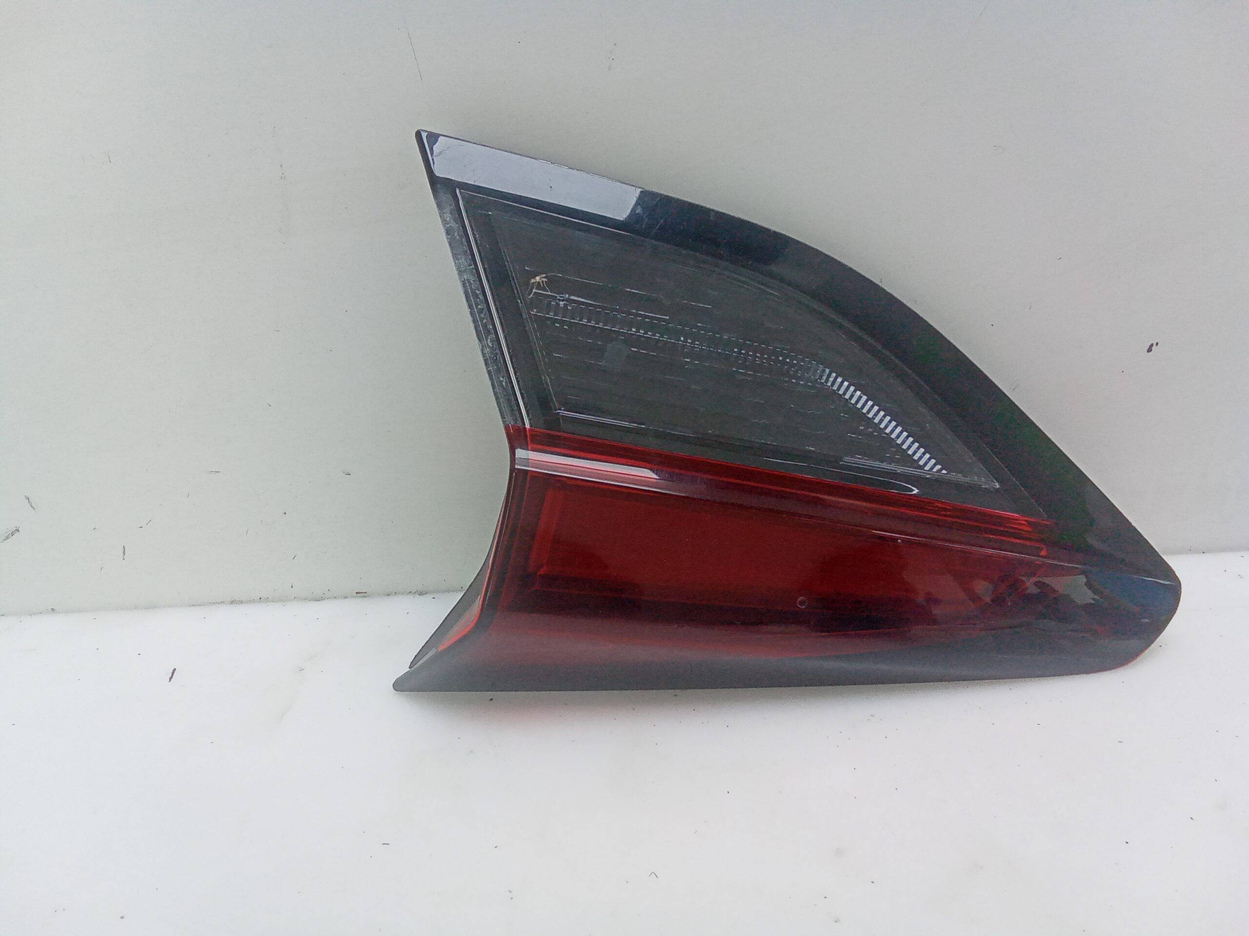 Reflectante derecho opel corsa f (2019->)