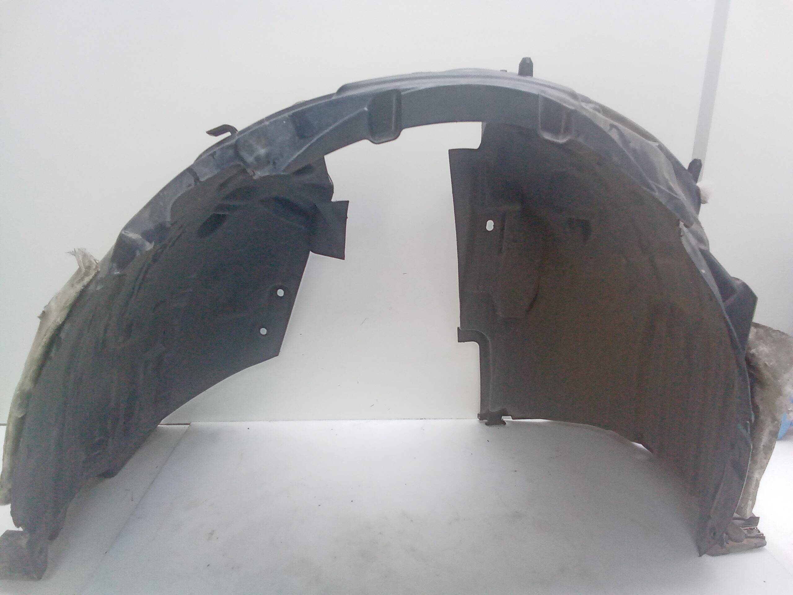 Pase de rueda delantero derecho opel corsa f (2019->)