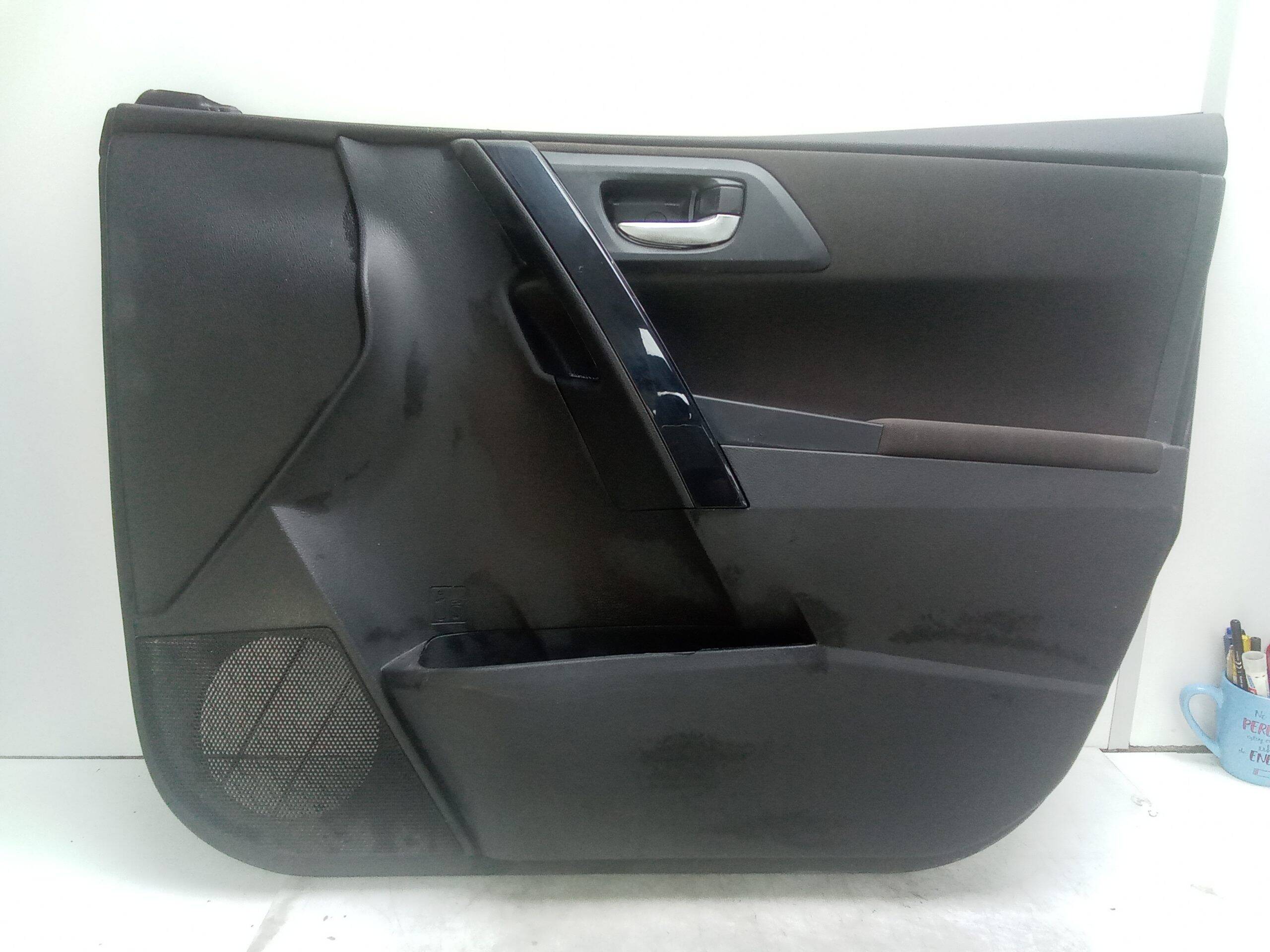 Guarnecido puerta delantera derecha toyota auris (e18)(10.2012->)