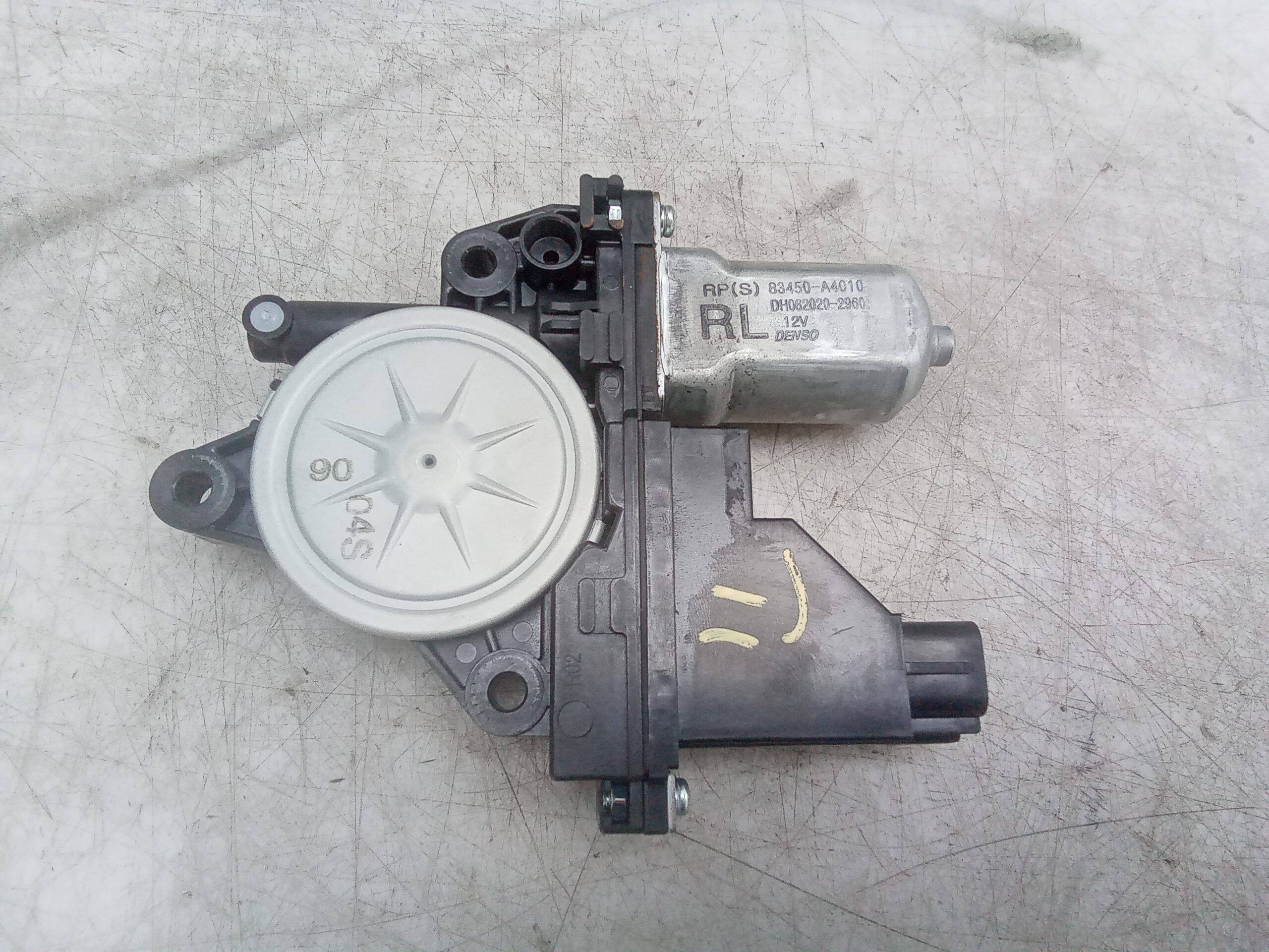 Motor elevalunas trasero izquierdo kia carens (rp)(2013->)