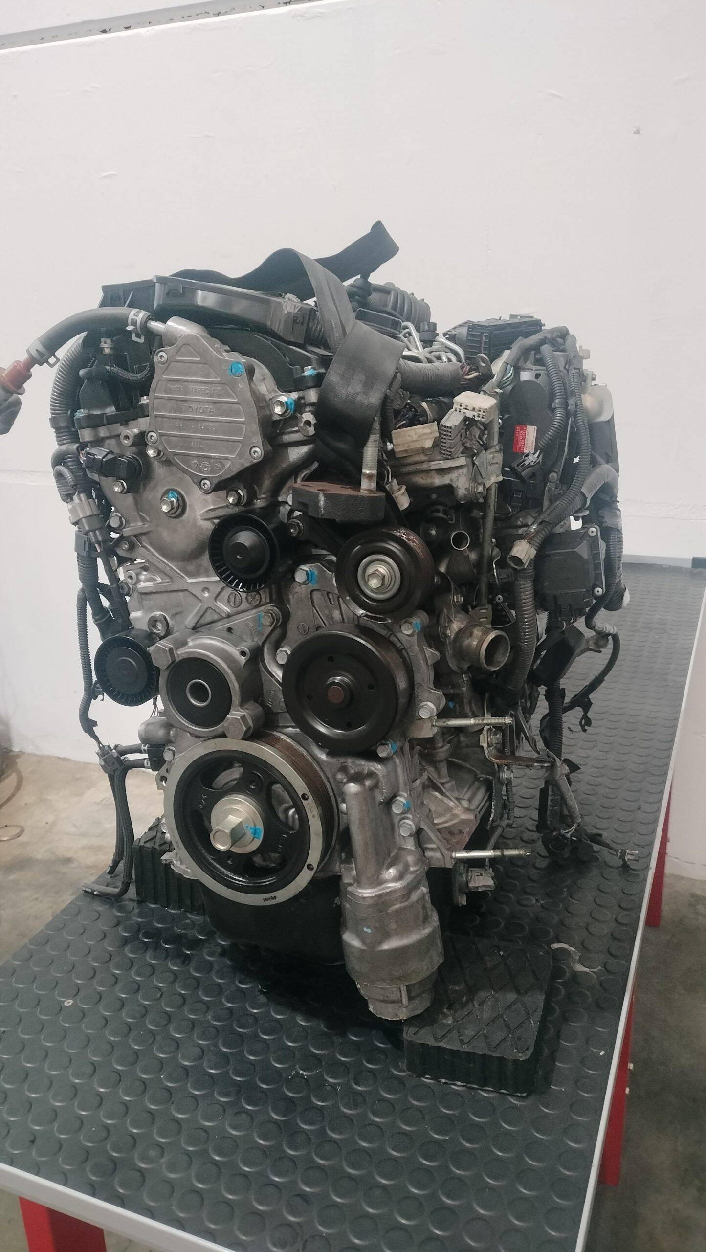 Motor completo toyota avensis (t27)(2008->)