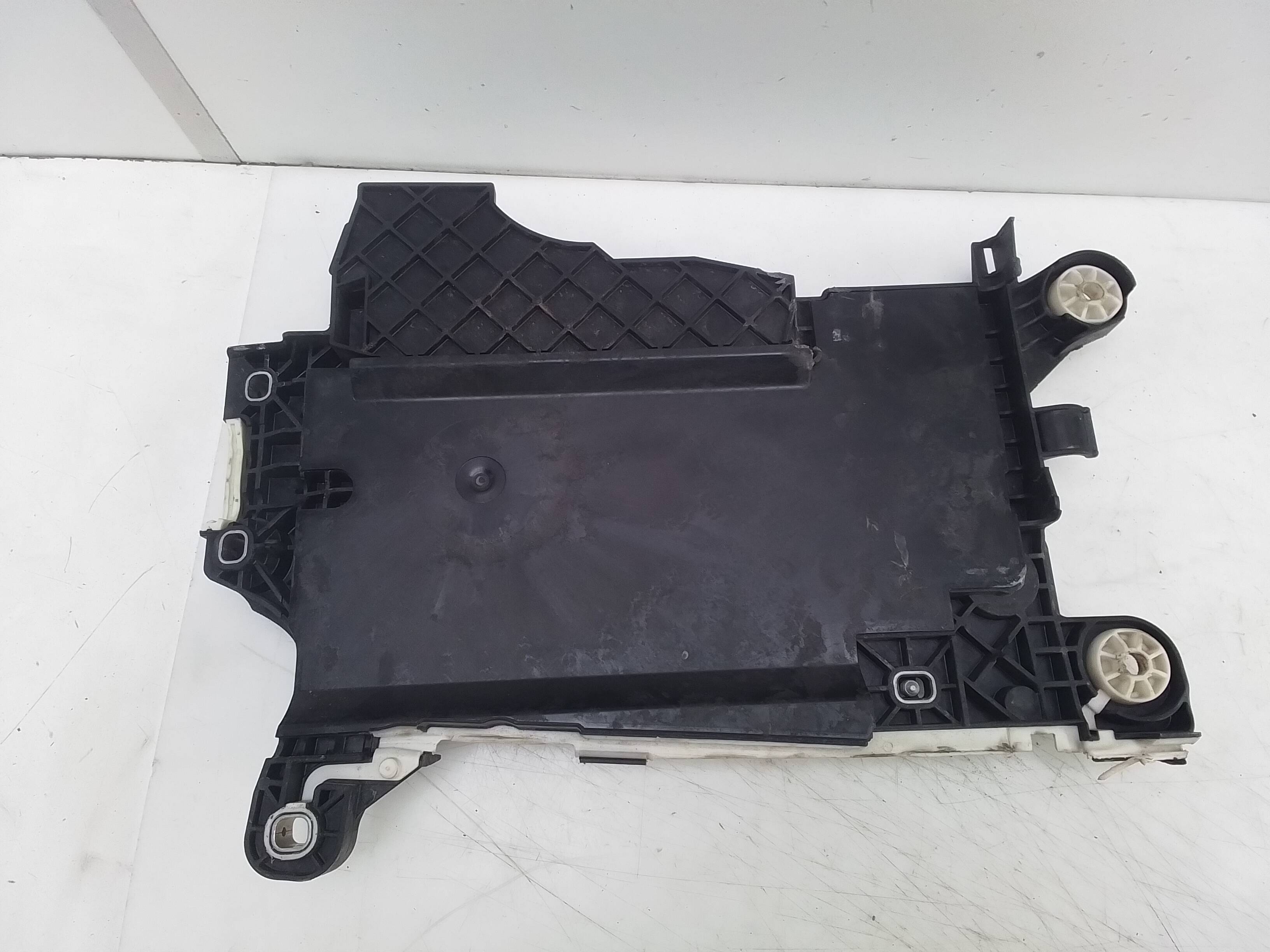 Piso soporte bateria bmw serie 2 gran coupe (f44)(2019->)