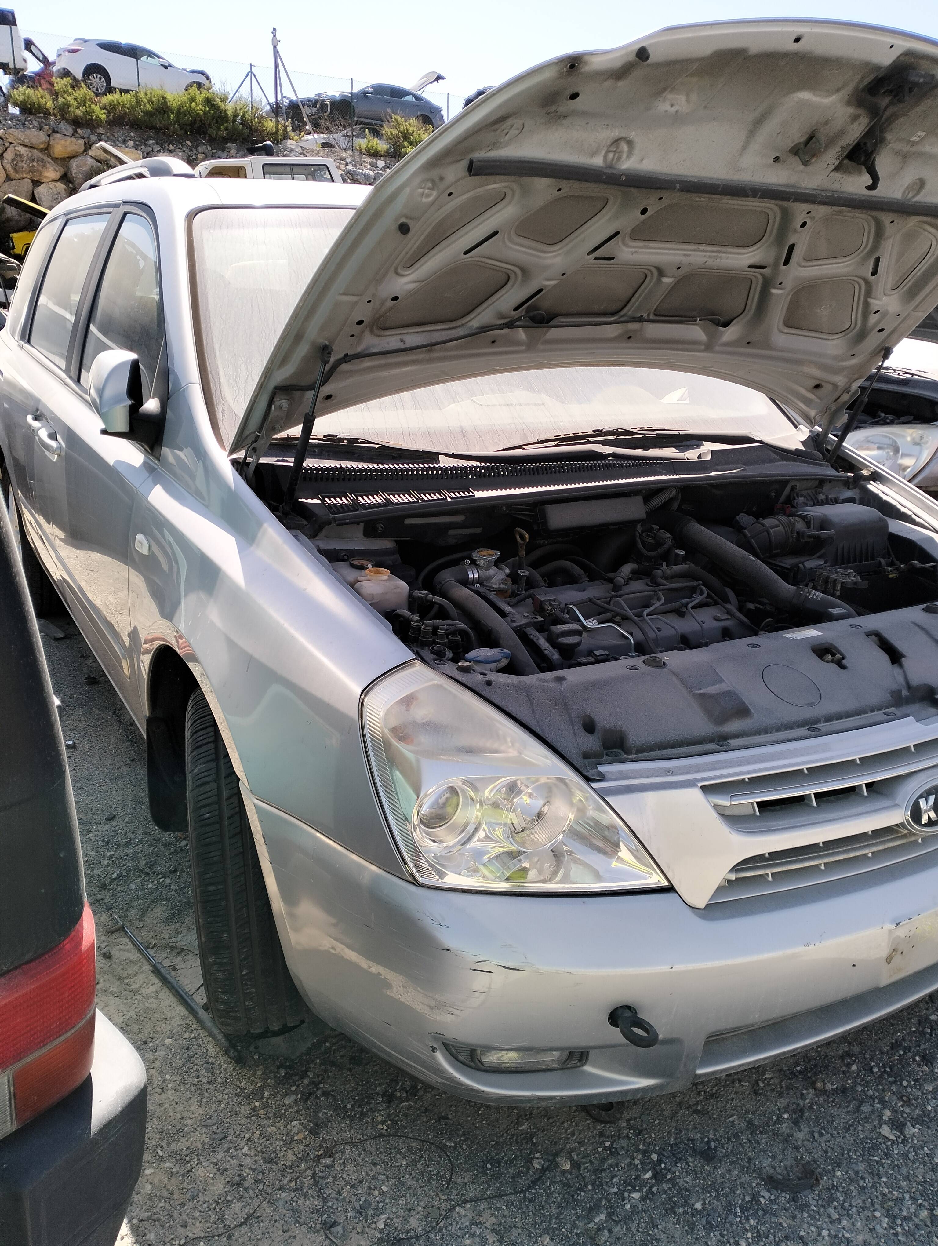 Faro derecho kia carnival (2007->)