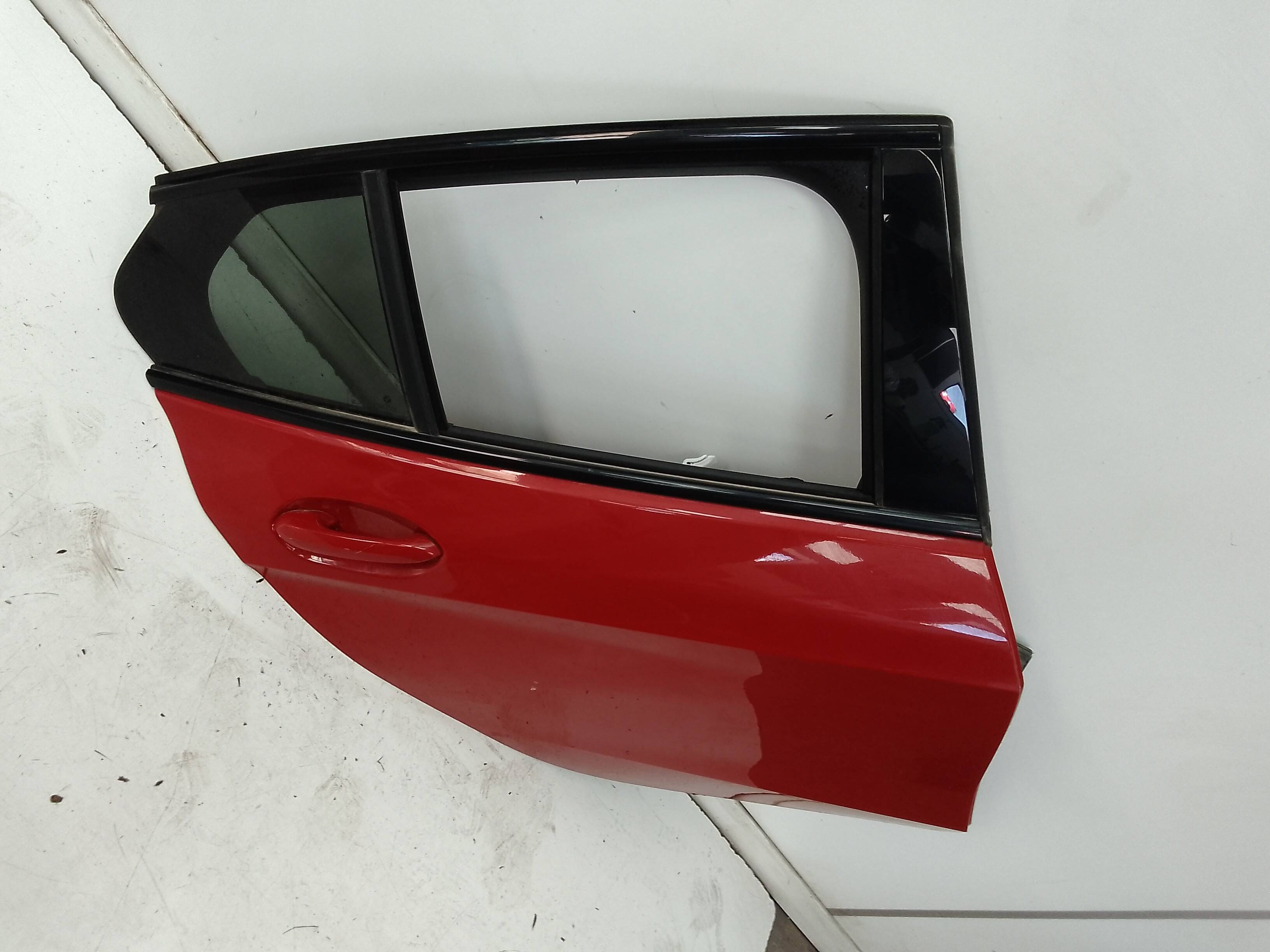 Puerta trasera derecha bmw serie 1 berlina (f40)(2019->)