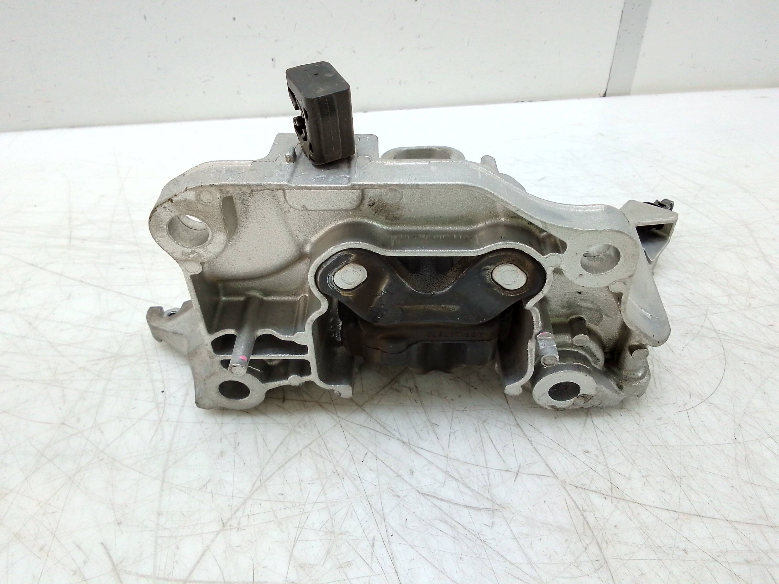 Soporte motor peugeot 2008 (p1)(11.2019->)