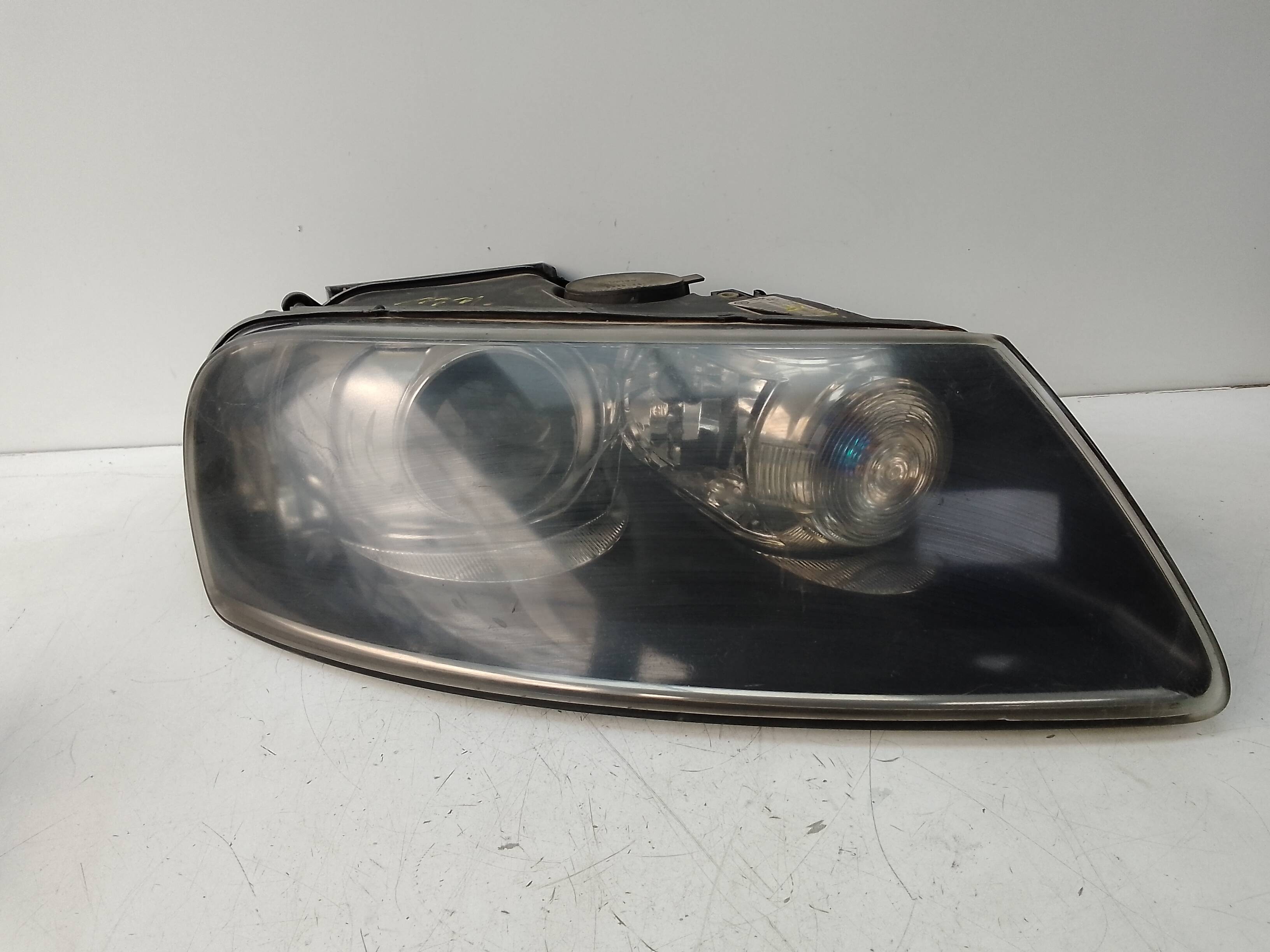 Faro derecho volkswagen touareg (7l6)(12.2006->)