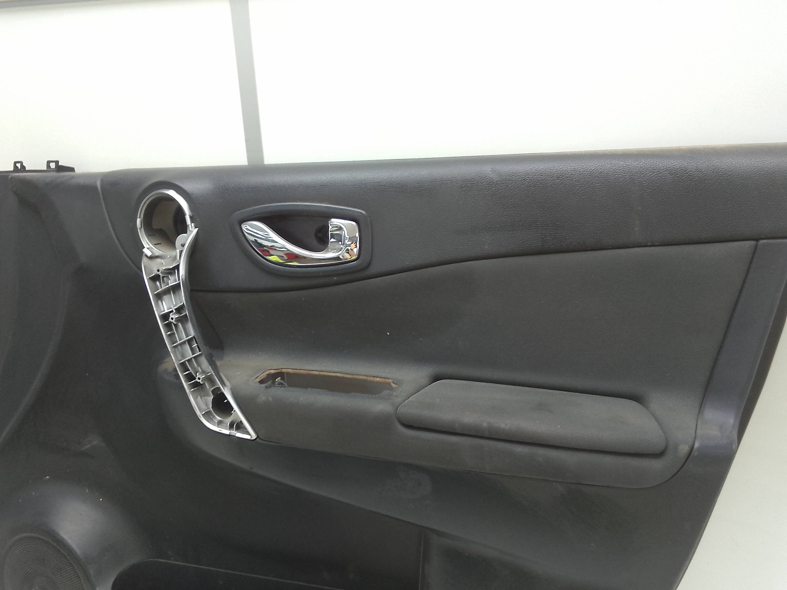 Guarnecido puerta delantera derecha renault koleos i (2008->)