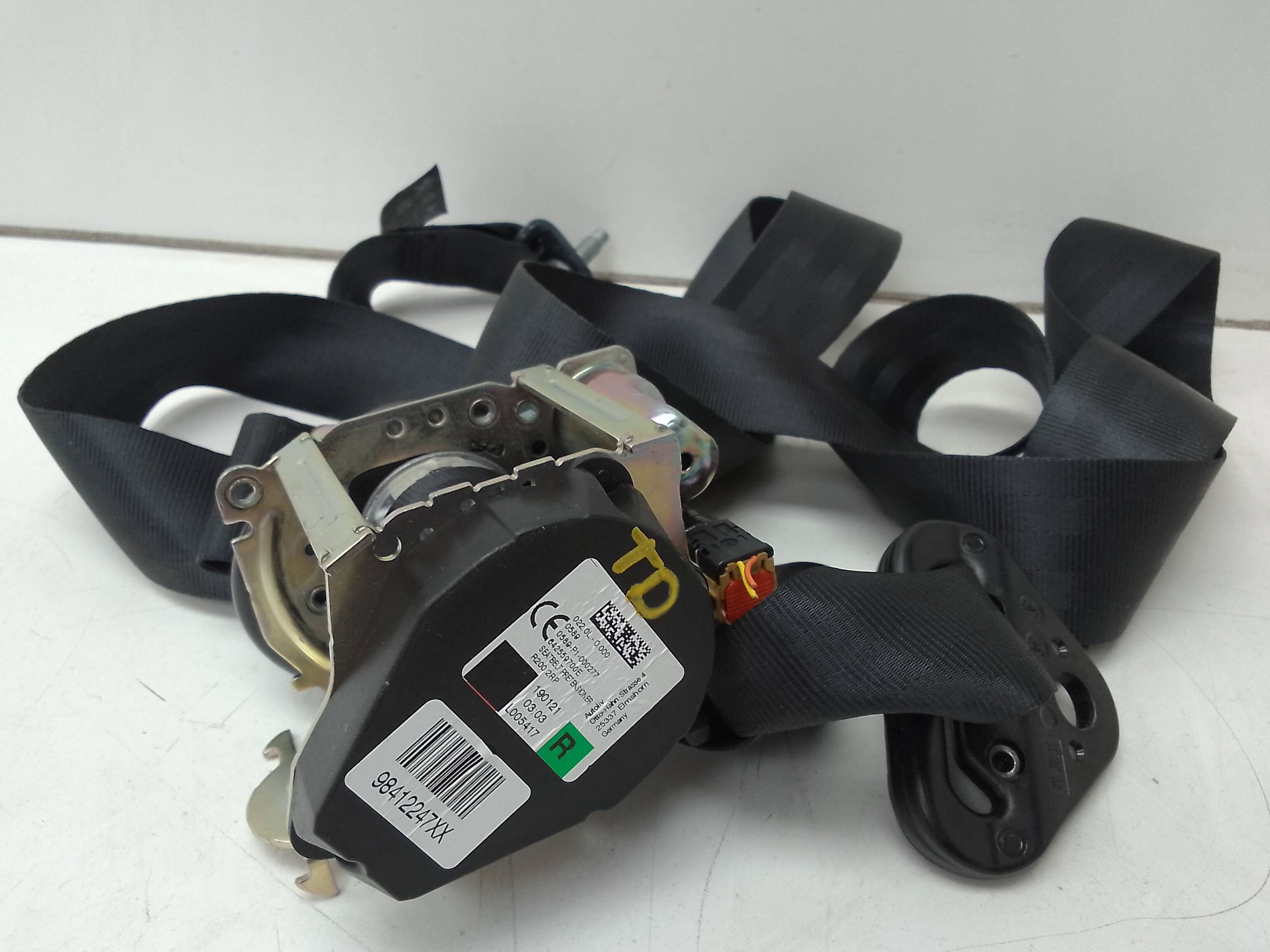 Cinturon seguridad trasero derecho opel corsa f (2019->)