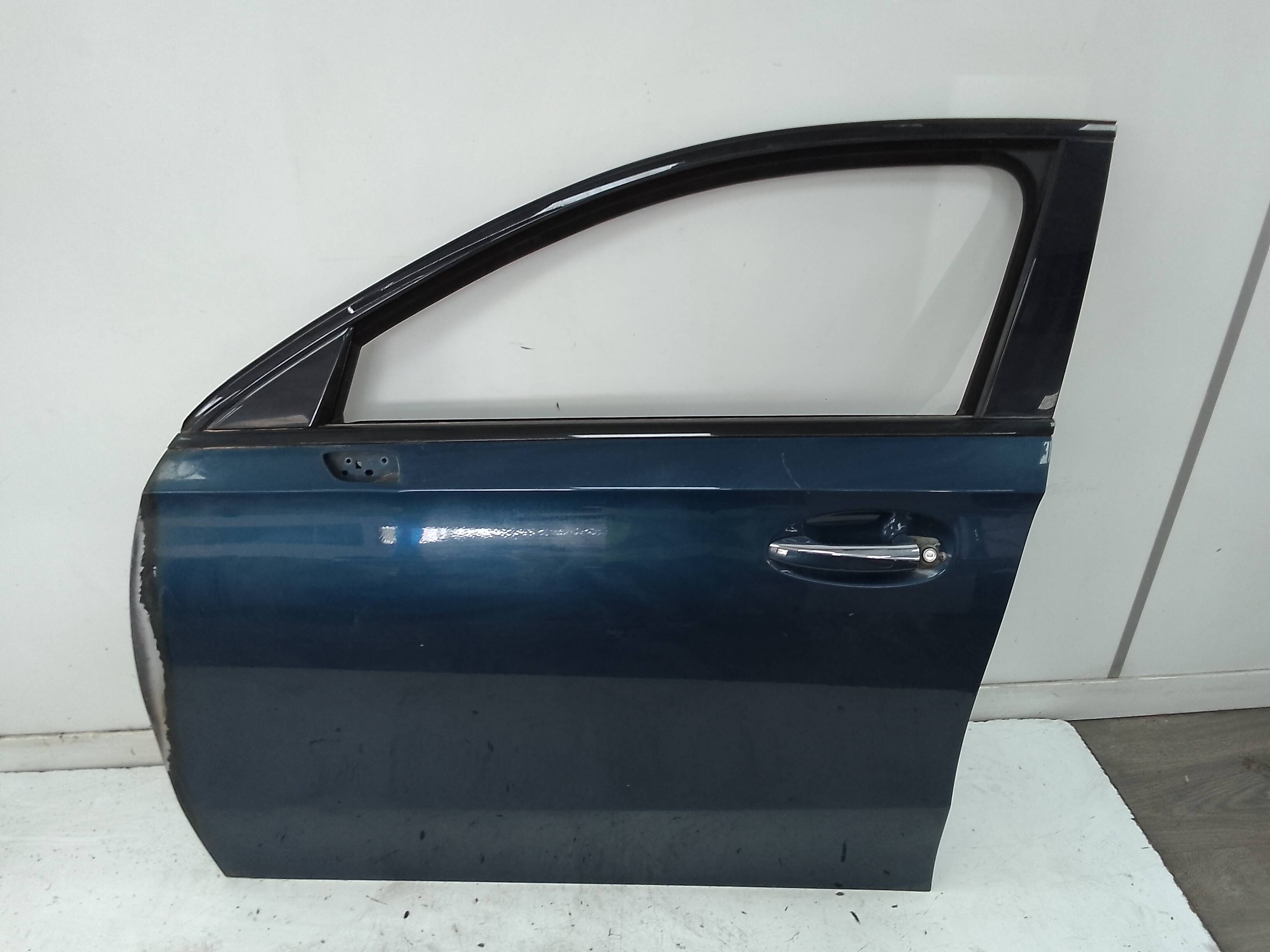 Puerta delantera izquierda mercedes-benz clase a (bm 177)(03.2018->)