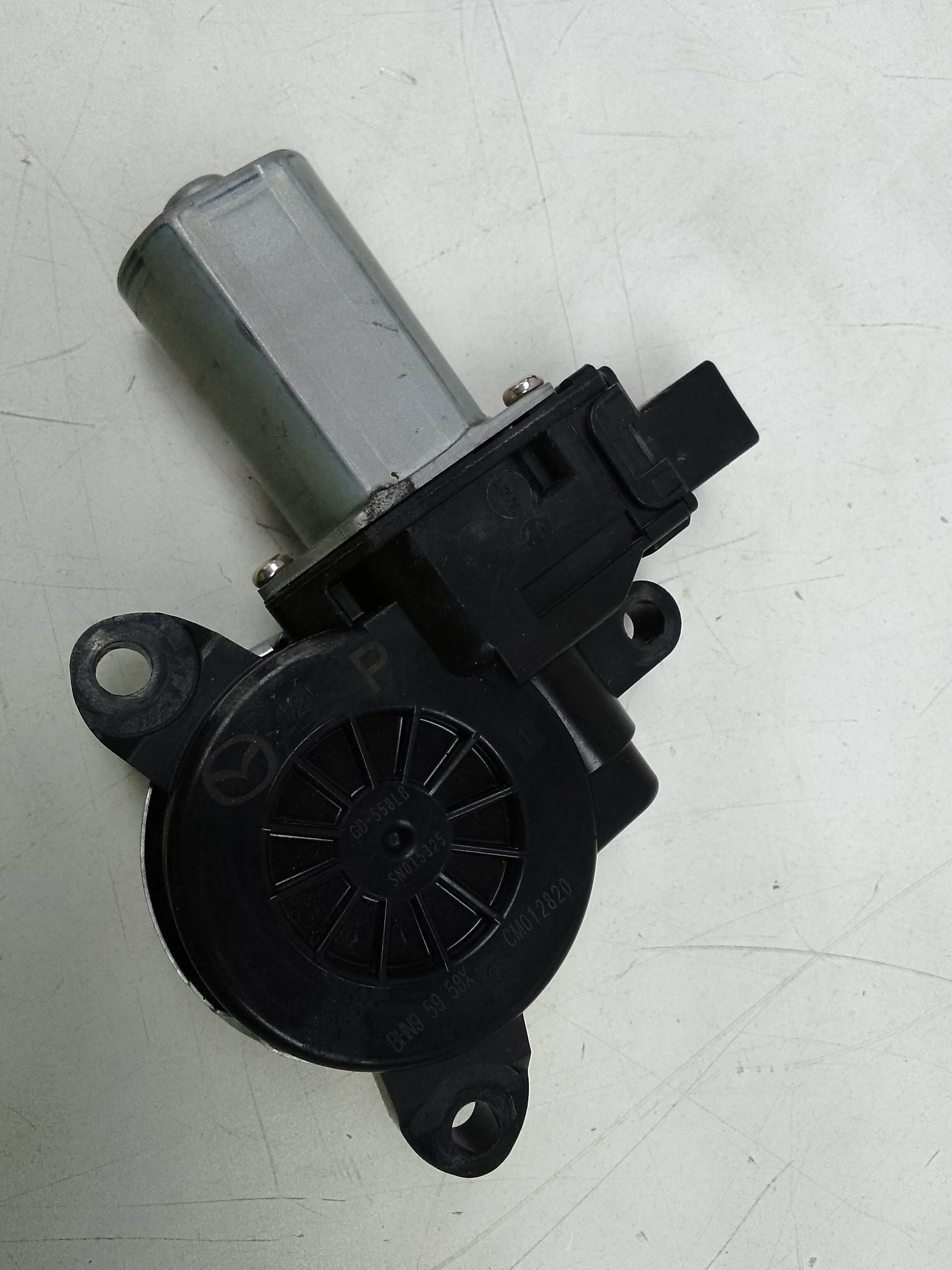 Motor elevalunas delantero izquierdo mazda cx-3 (dk)(04.2015->)