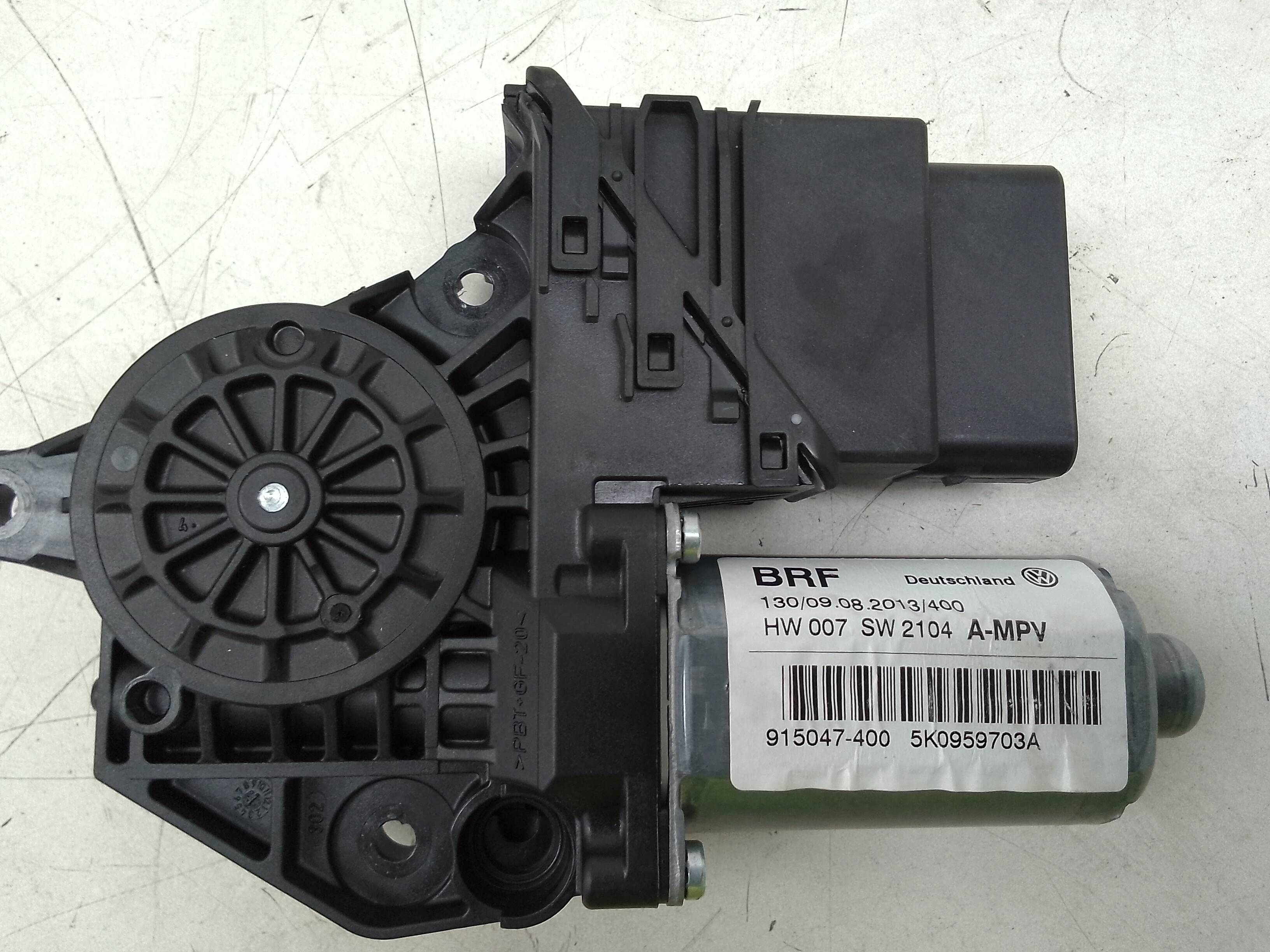 Motor elevalunas trasero izquierdo volkswagen touran (1t3)(08.2010->)