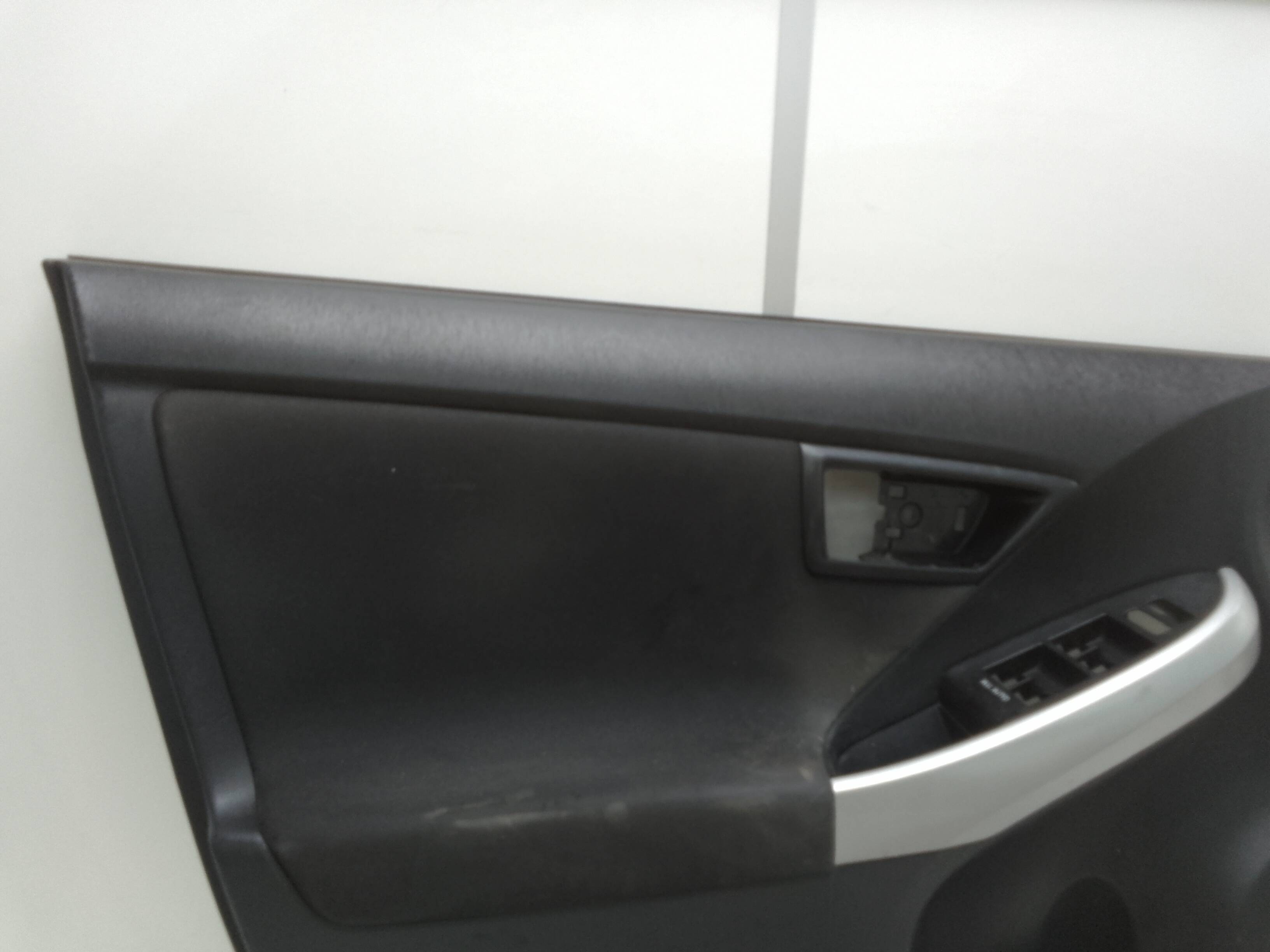 Guarnecido puerta delantera izquierda toyota prius (zvw30)(2009->)