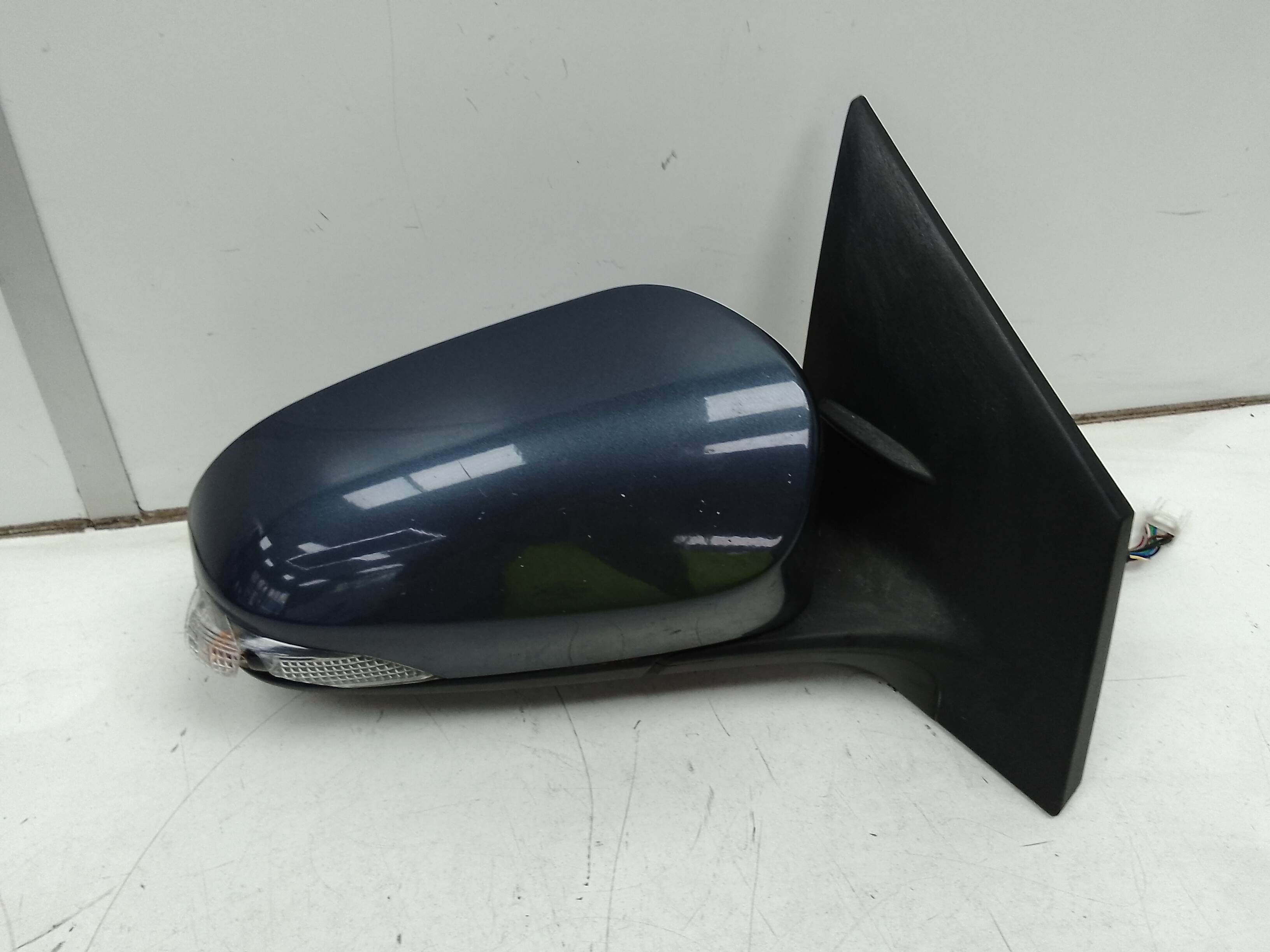 Retrovisor derecho toyota auris (e18)(10.2012->)