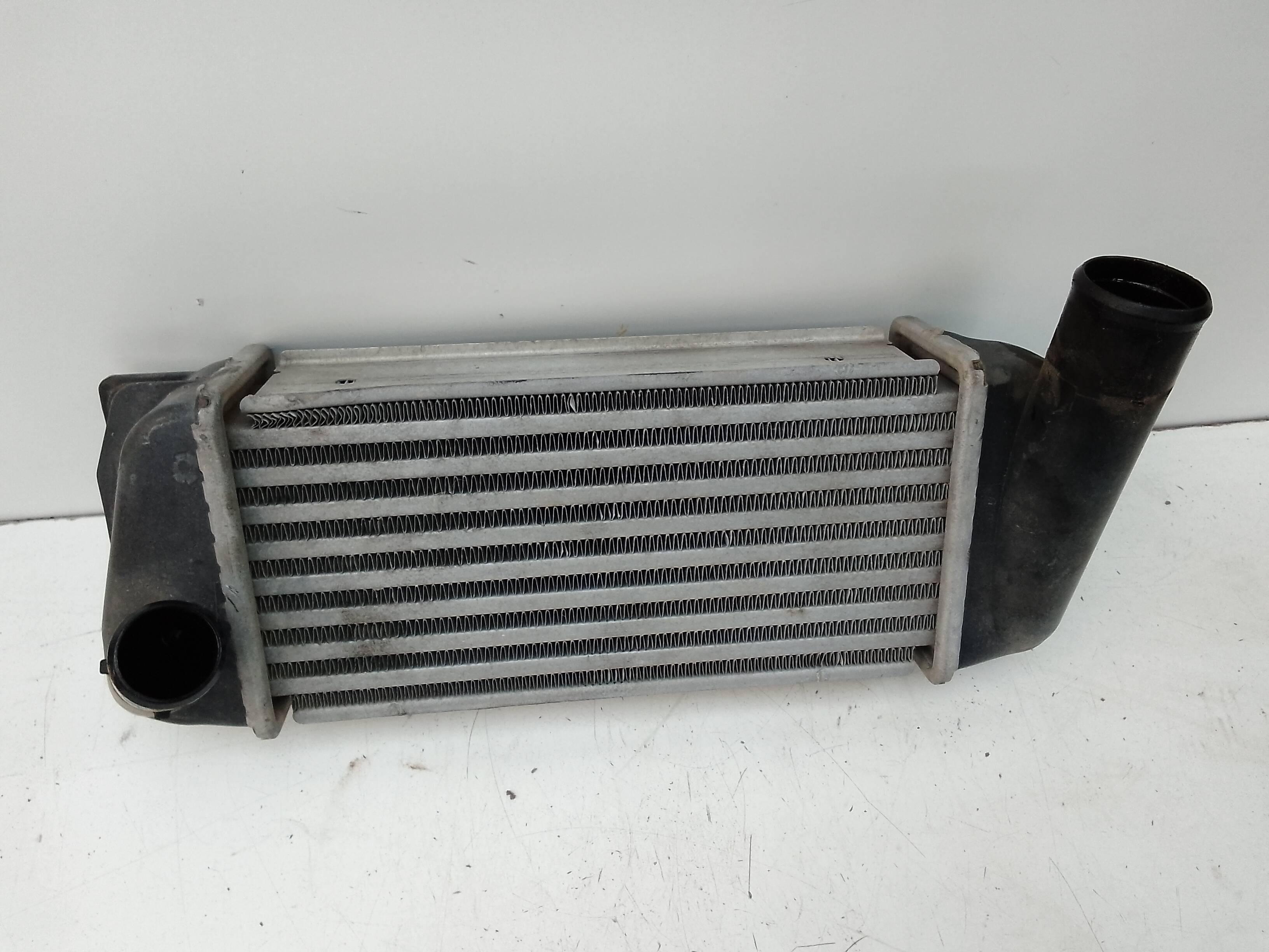 Radiador intercooler toyota auris (e18)(10.2012->)