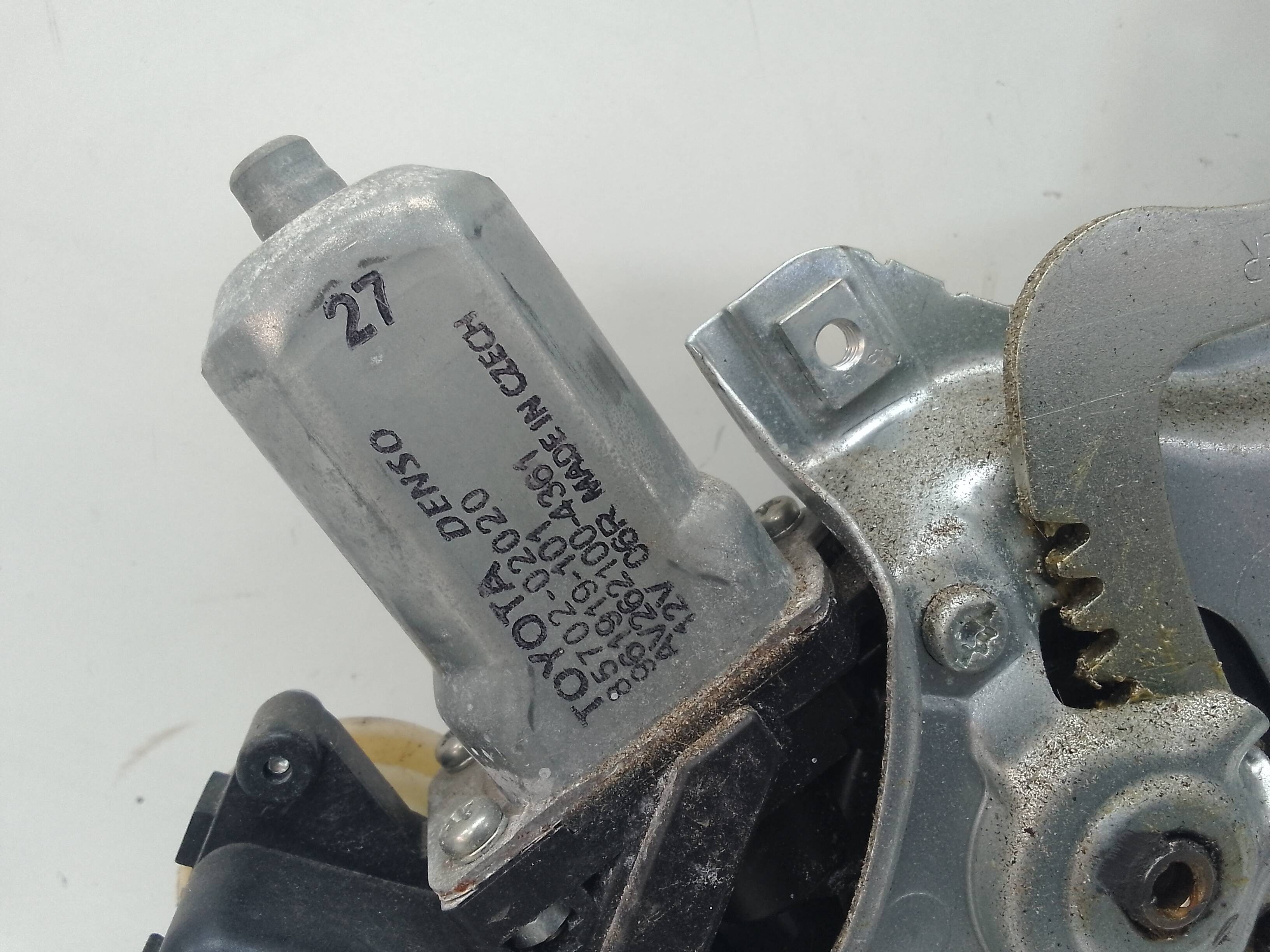 Elevalunas trasero derecho toyota auris (e18)(10.2012->)