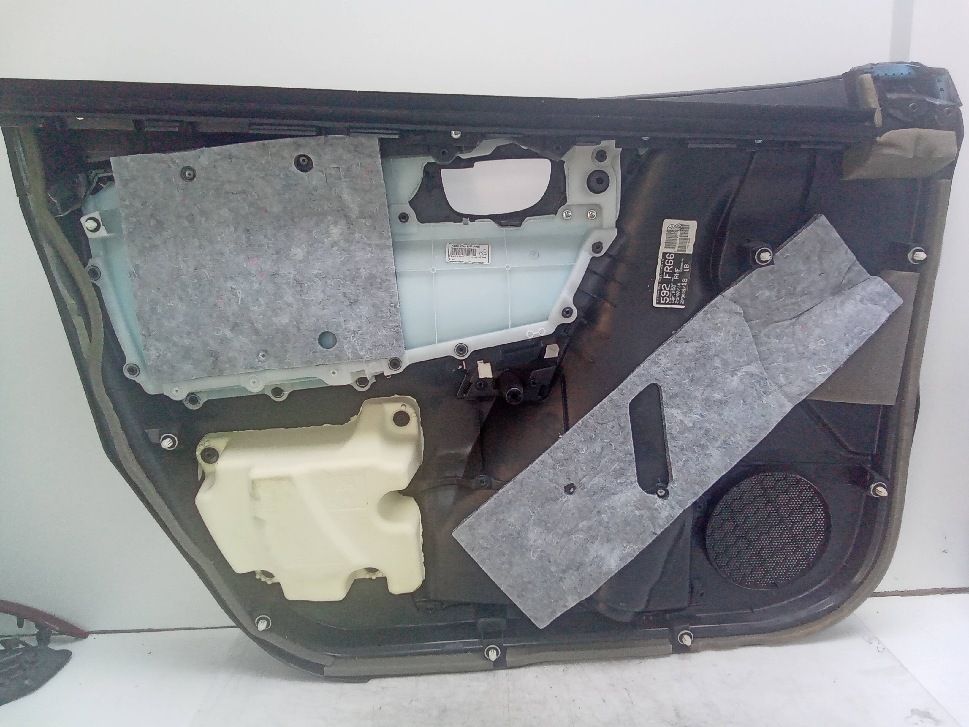 Guarnecido puerta delantera derecha toyota auris (e18)(10.2012->)