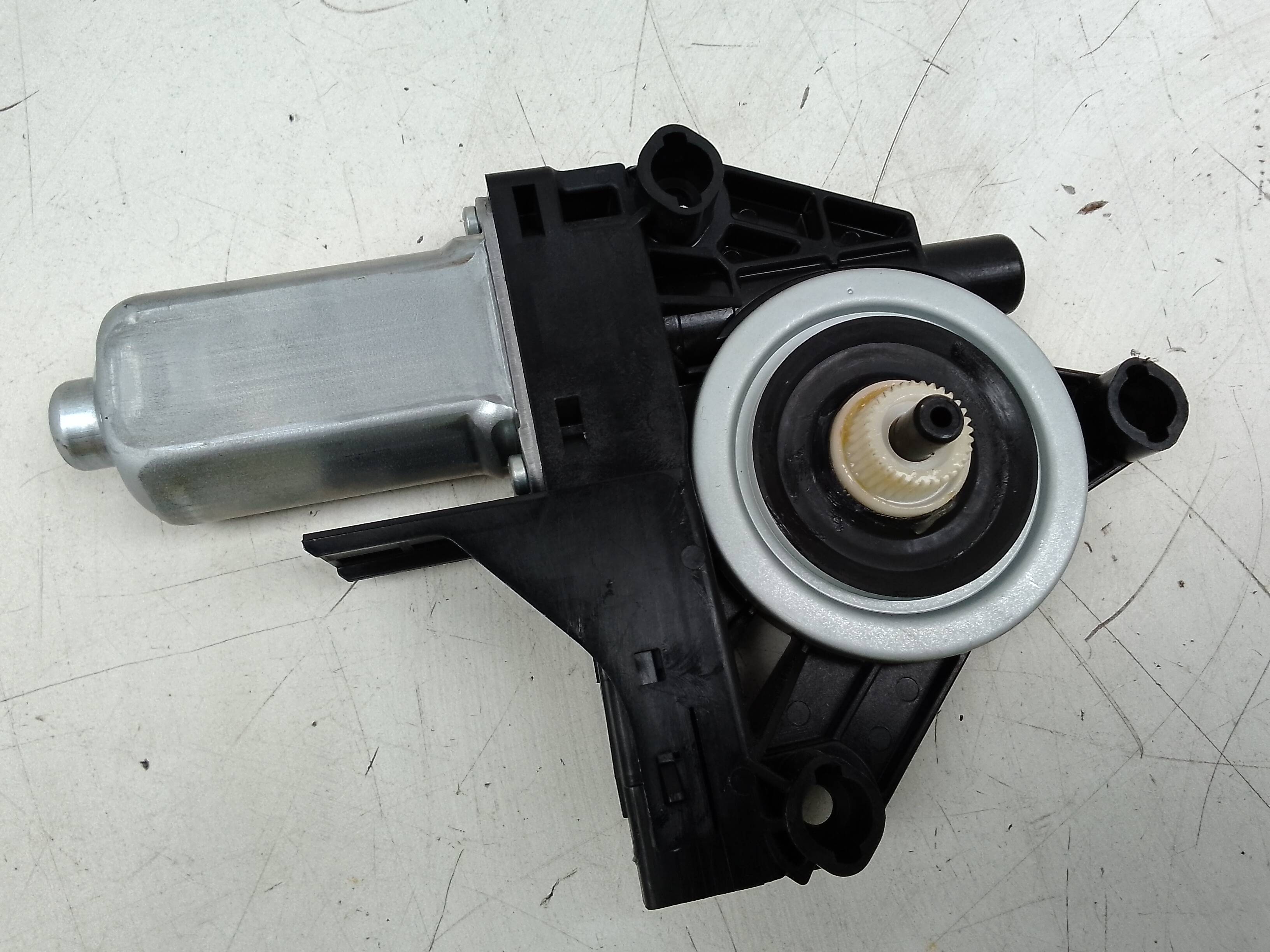 Motor elevalunas delantero derecho volvo xc60 (2008->)