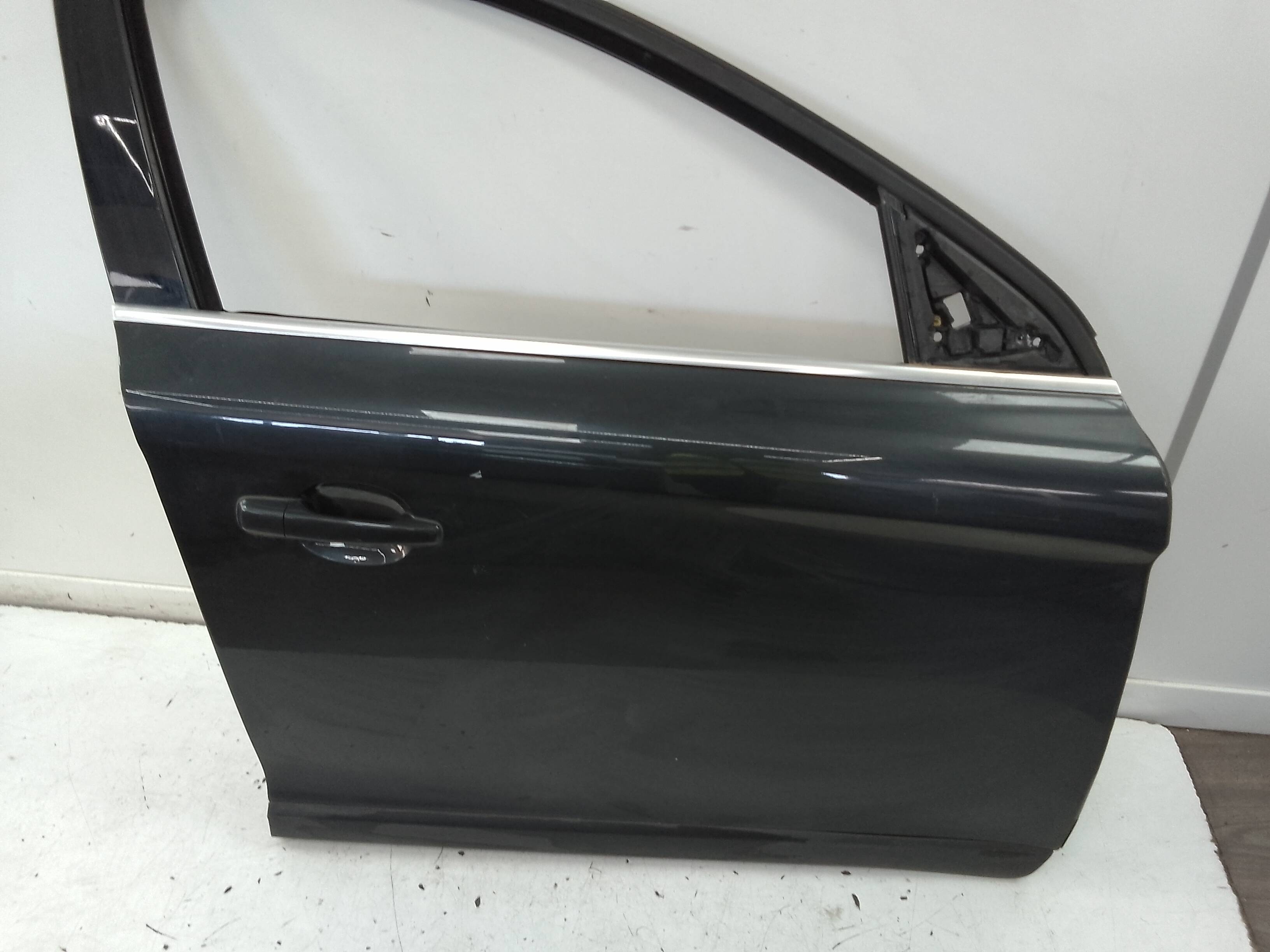 Puerta delantera derecha volvo xc60 (2008->)