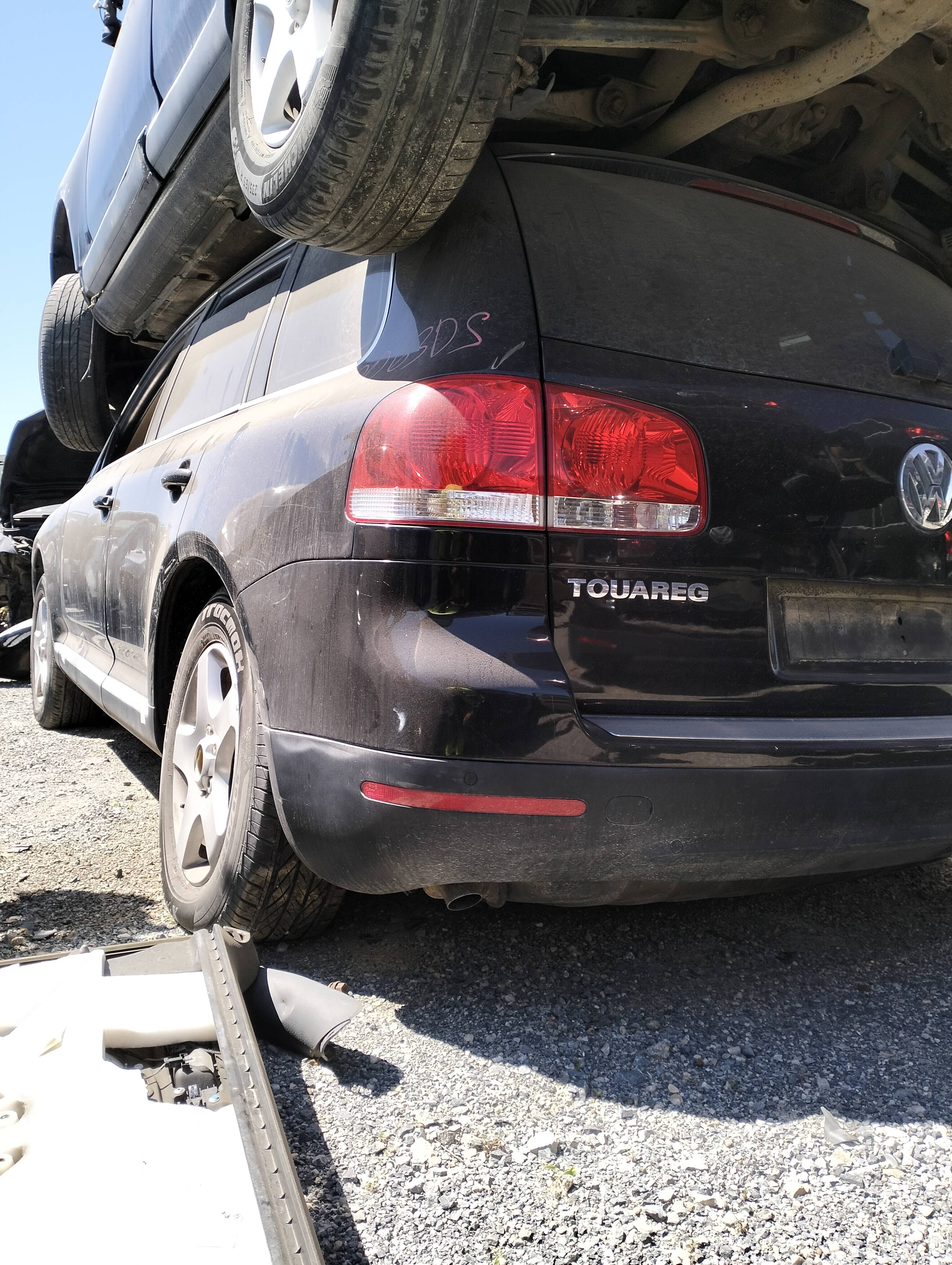 Paragolpes trasero volkswagen touareg (7la)(2002->)